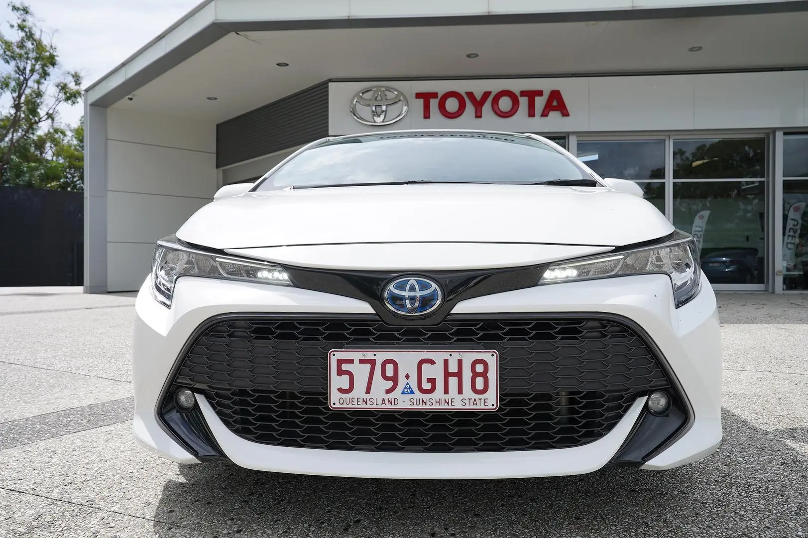 2018 Toyota Corolla Gallery Image 3