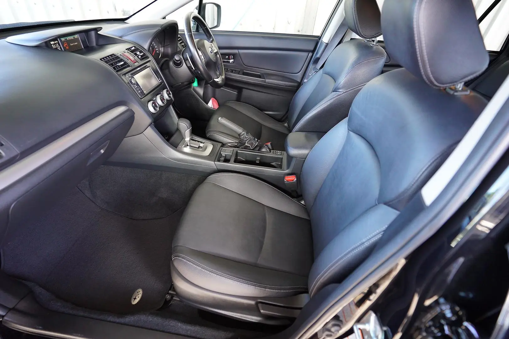 2015 Subaru Xv Gallery Image 18