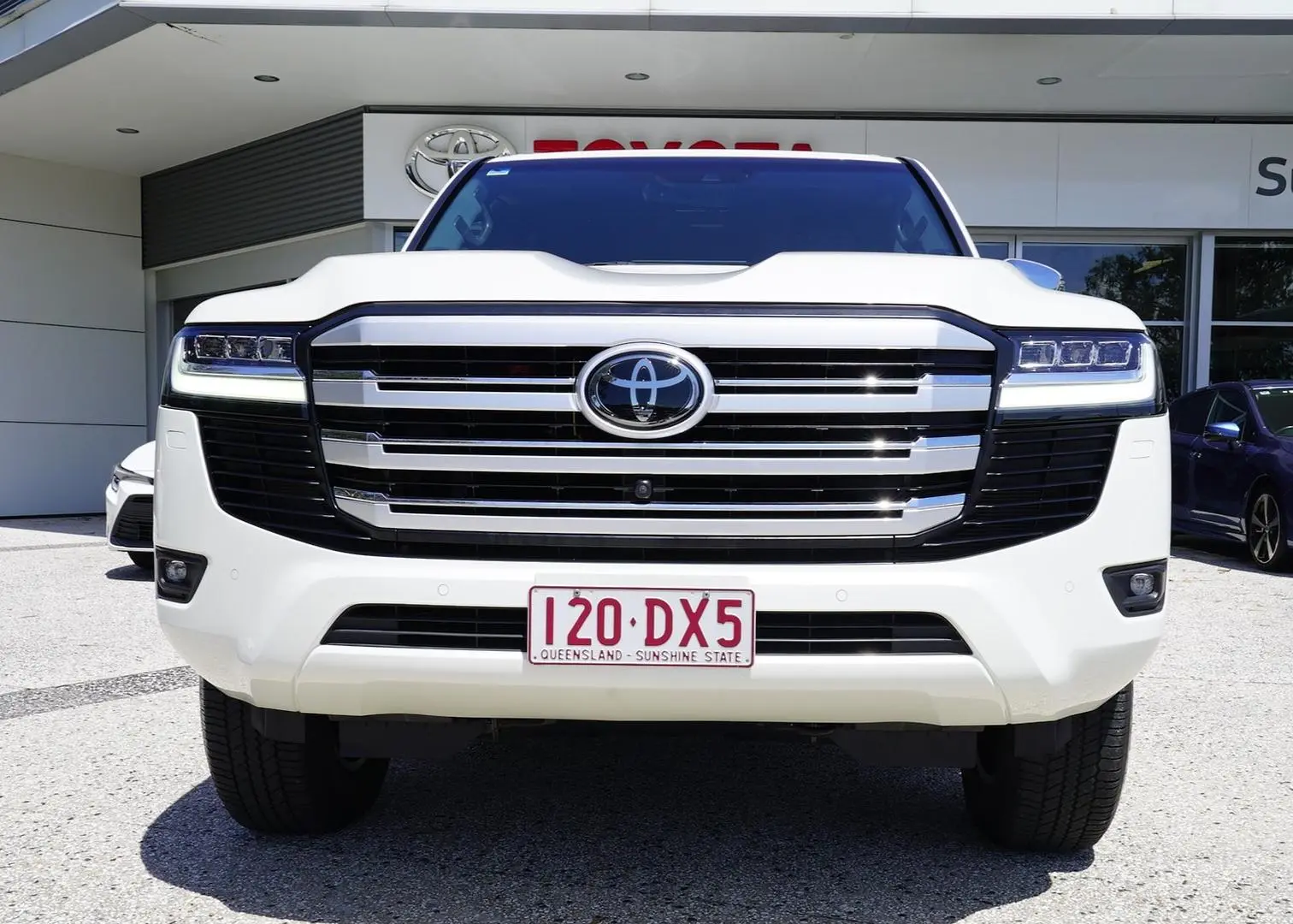 2022 Toyota Landcruiser Image 3