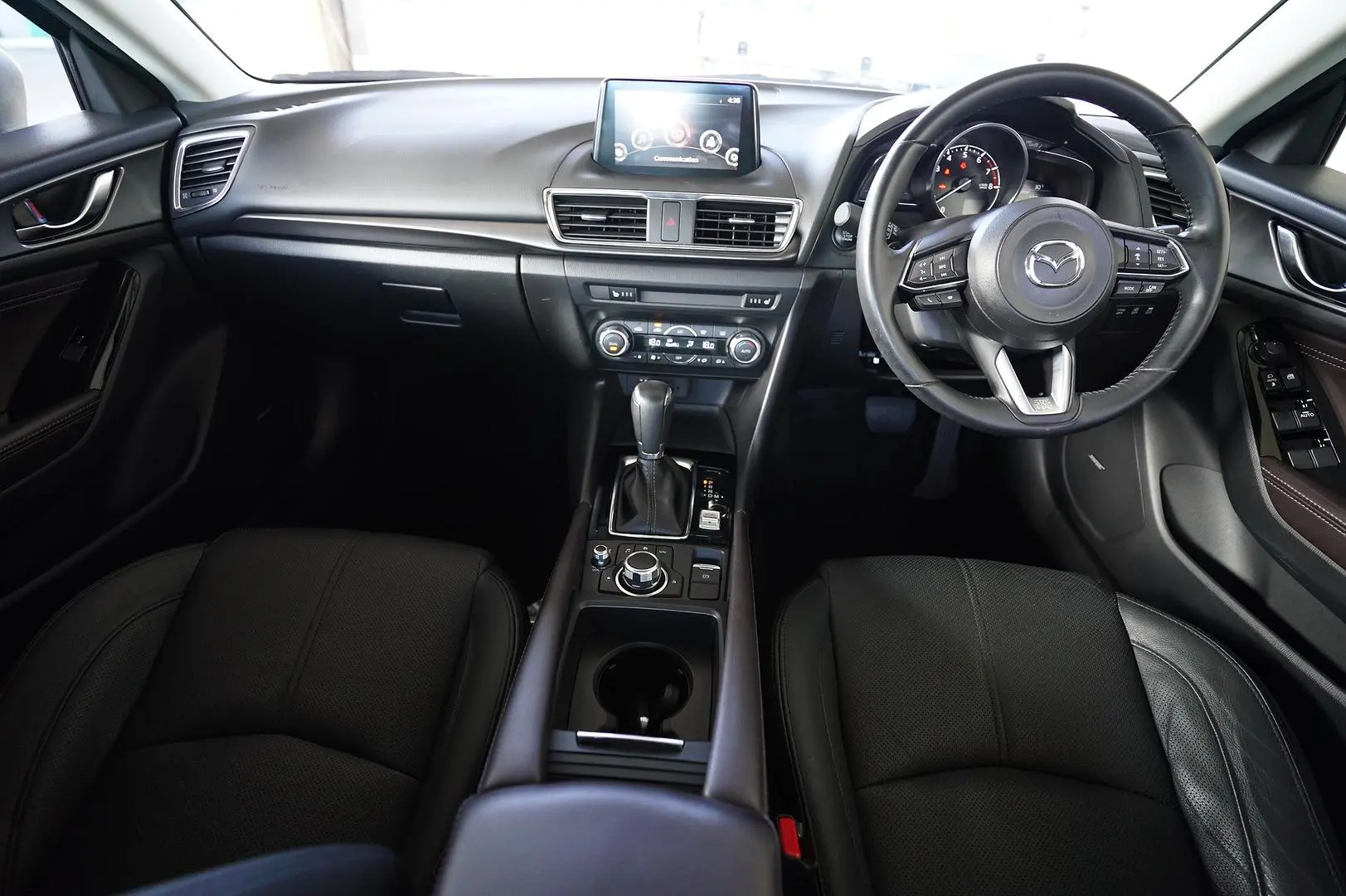 2016 Mazda 3 Gallery Image 16