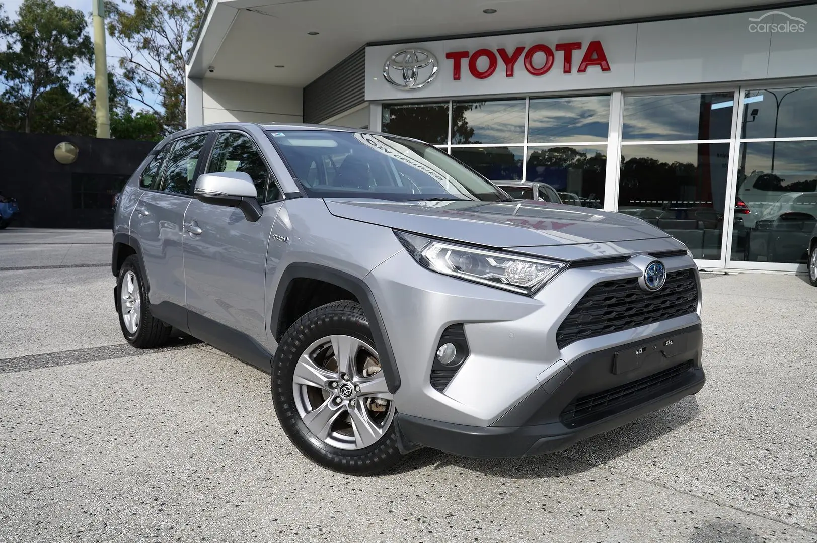 2020 Toyota RAV4 Image 1