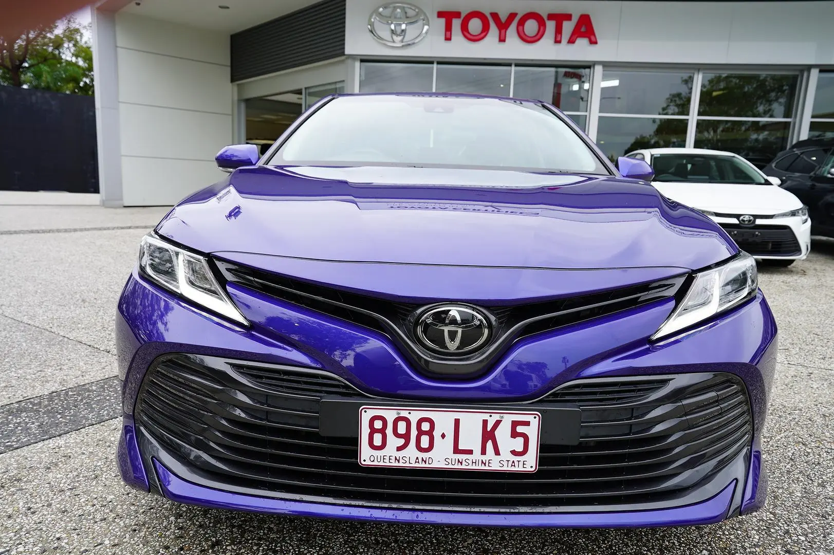 2019 Toyota Camry Image 3