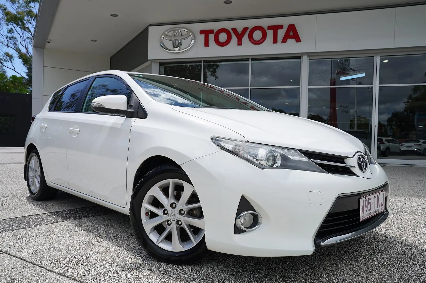 2013 Toyota Corolla Gallery Image 8