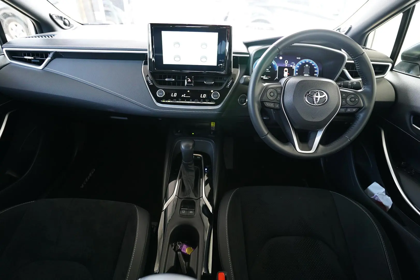 2023 Toyota Corolla Gallery Image 16