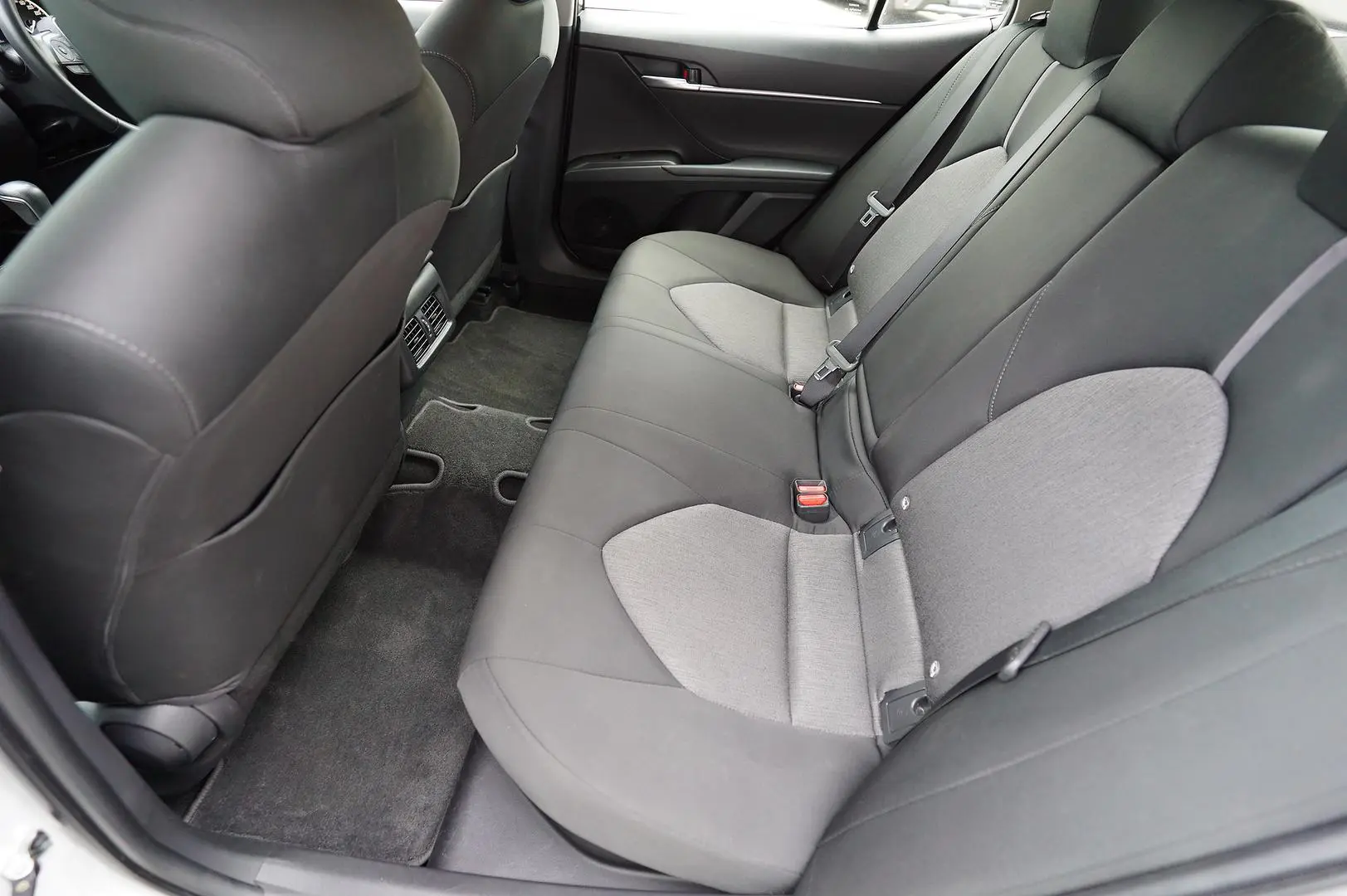 2023 Toyota Camry Gallery Image 18