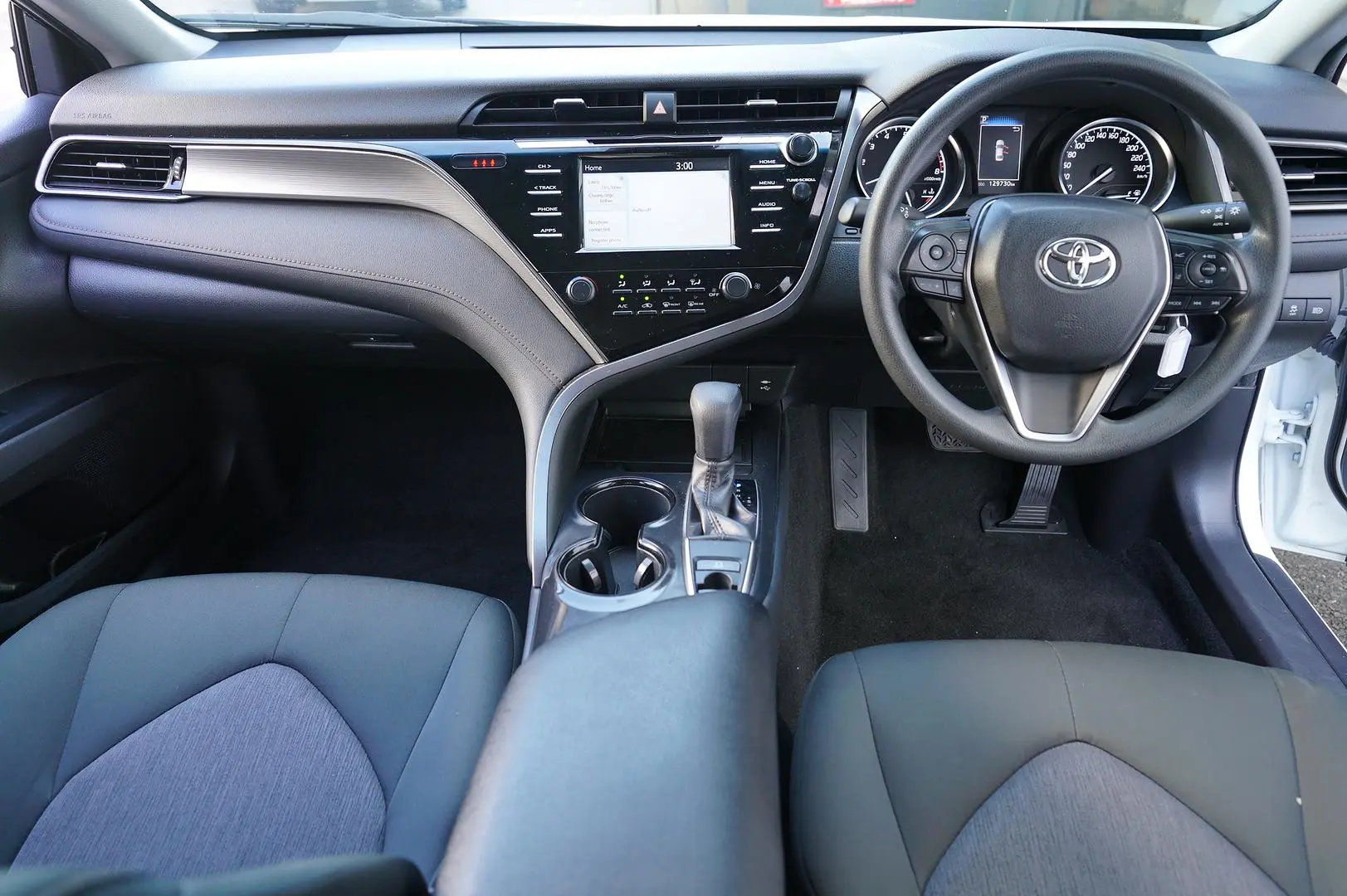 2019 Toyota Camry Image 12