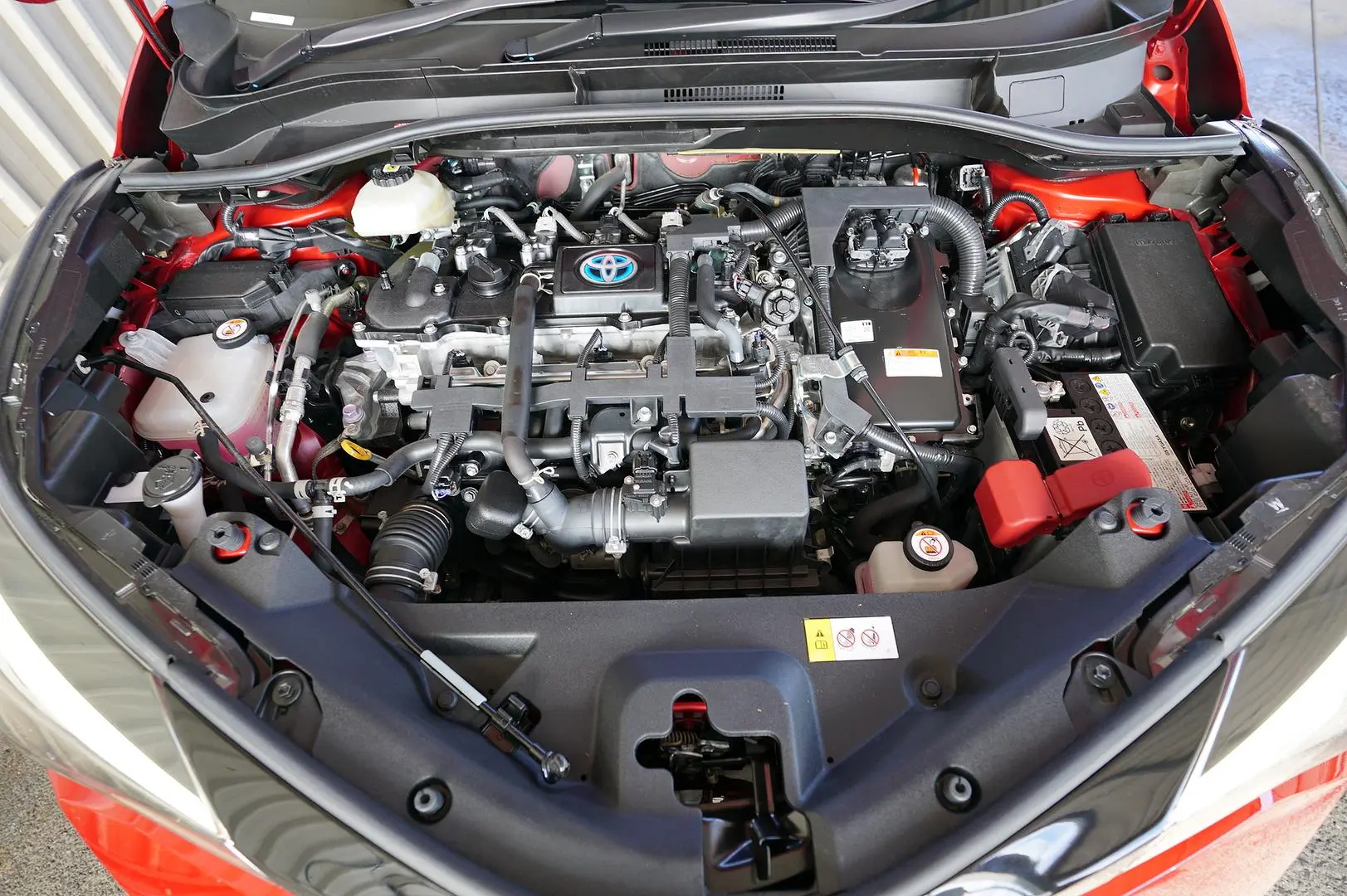 2021 Toyota C-HR Gallery Image 22