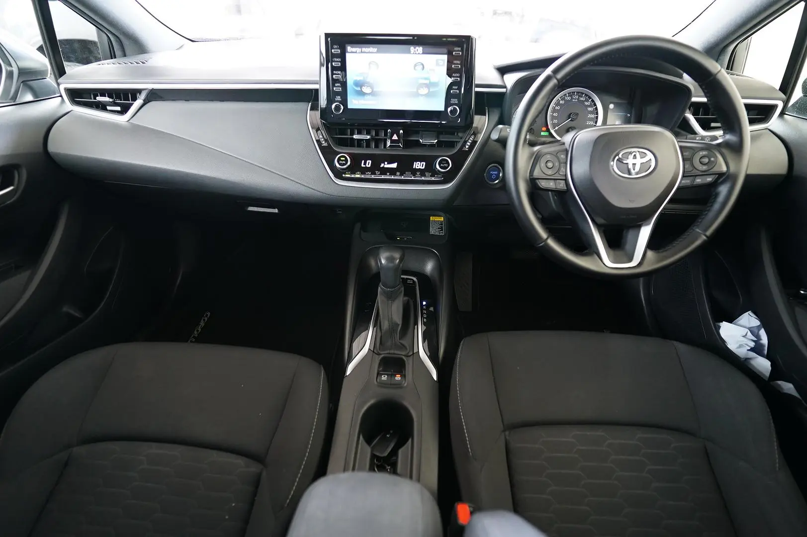 2018 Toyota Corolla Gallery Image 18