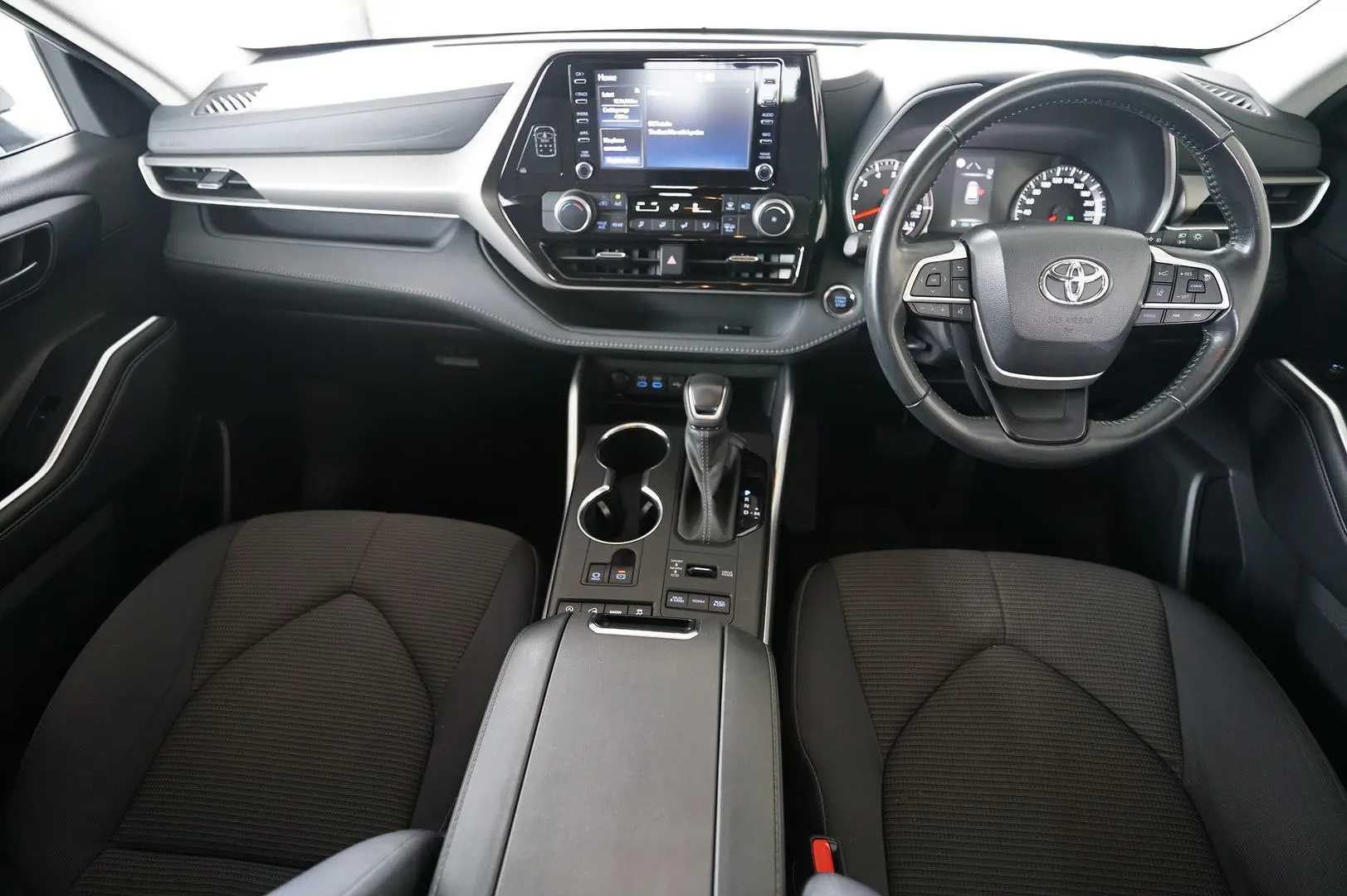 2022 Toyota Kluger Gallery Image 16