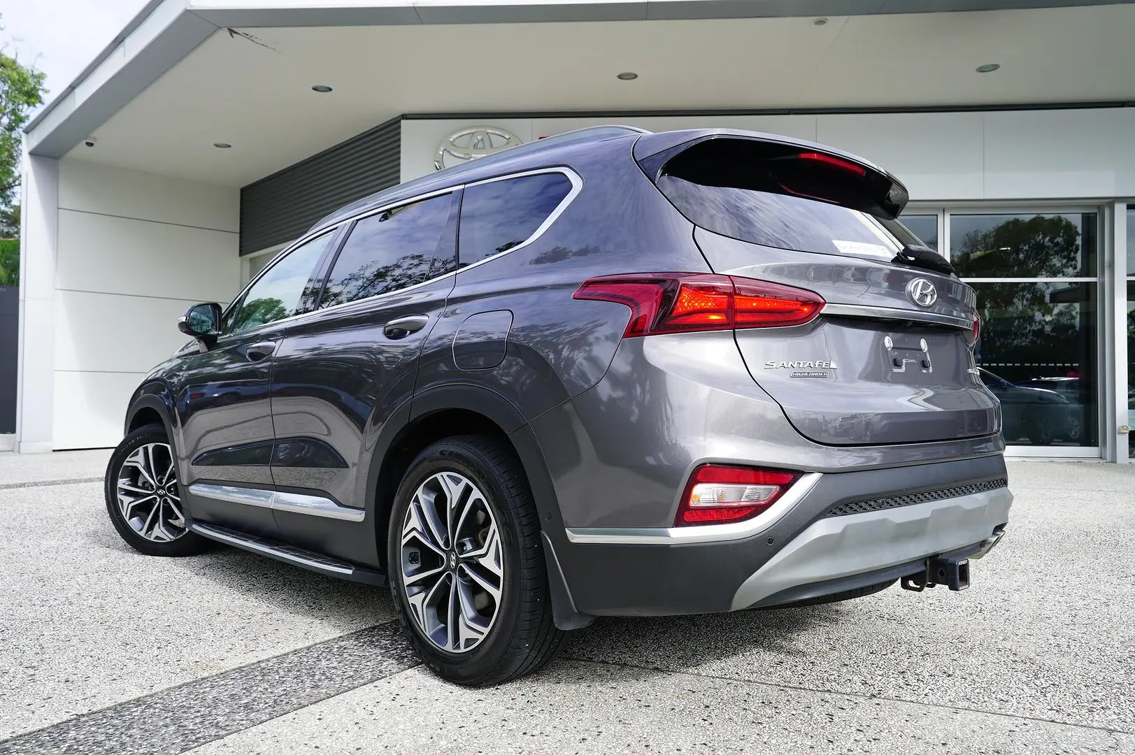 2019 Hyundai Santa Fe Gallery Image 5