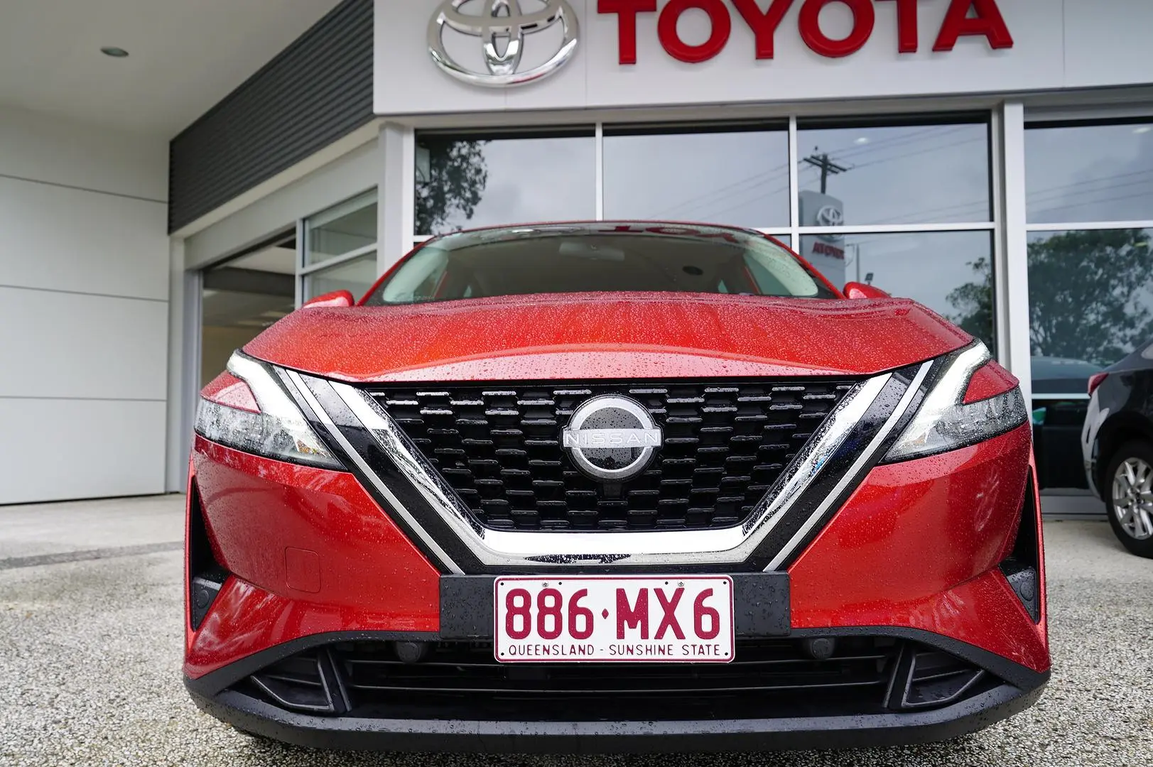 2022 Nissan QASHQAI Gallery Image 3