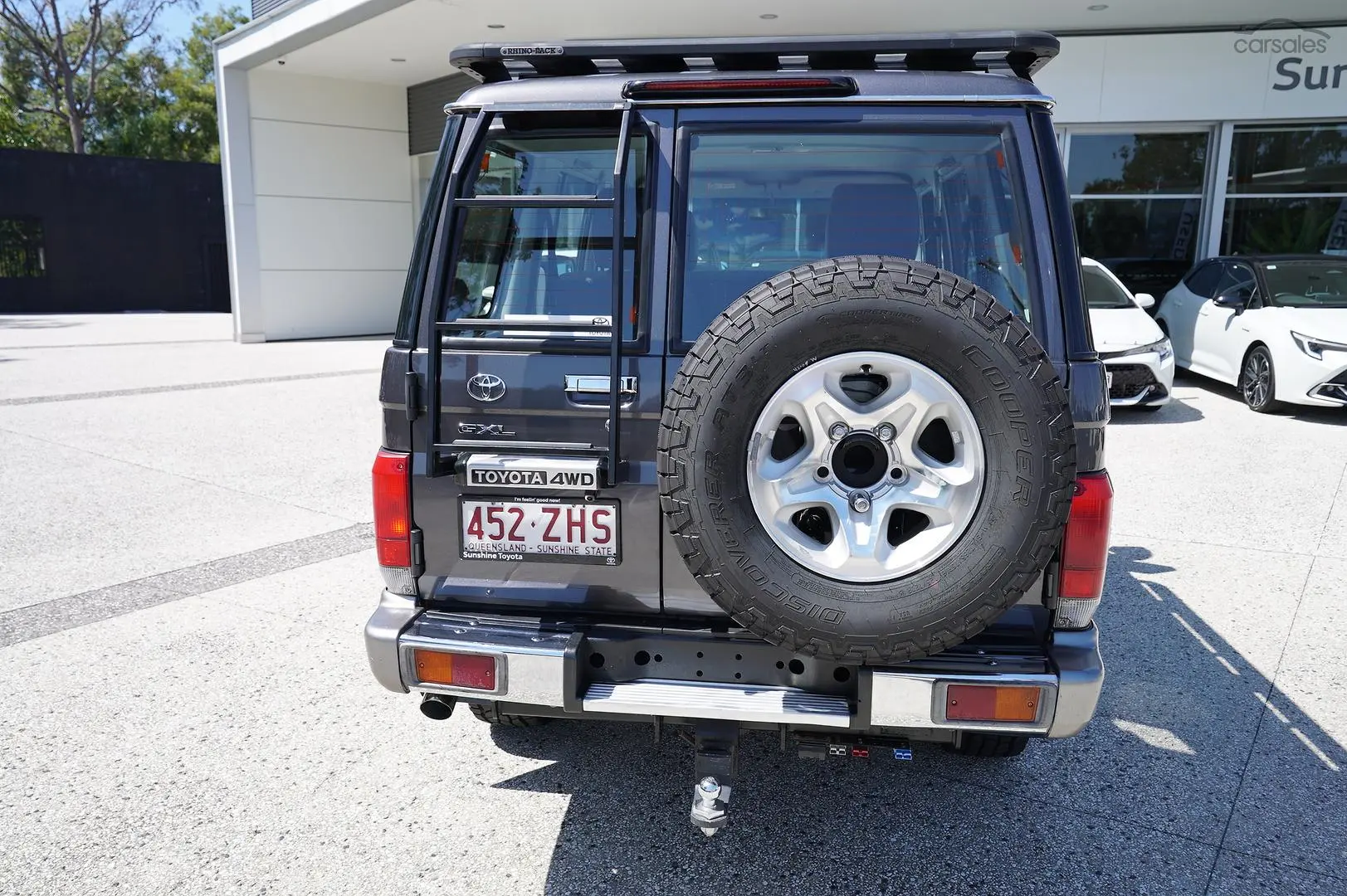 2017 Toyota Landcruiser Image 6