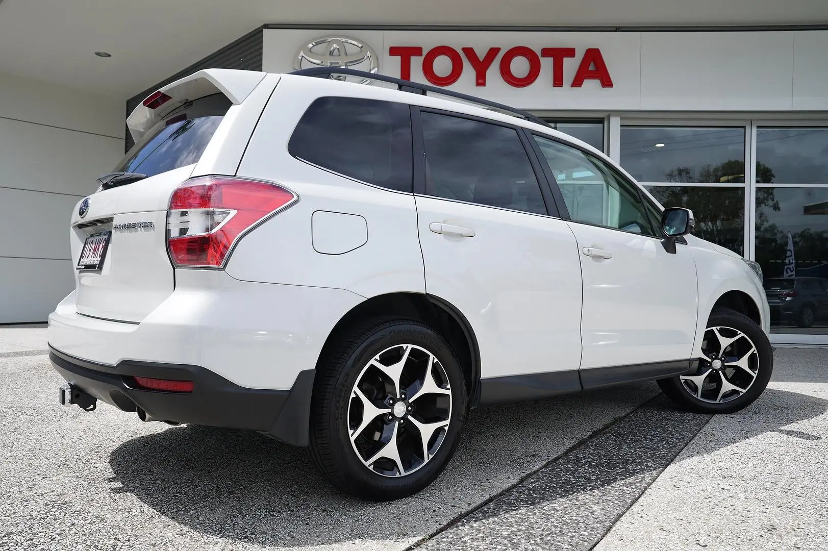 2014 Subaru Forester Gallery Image 7