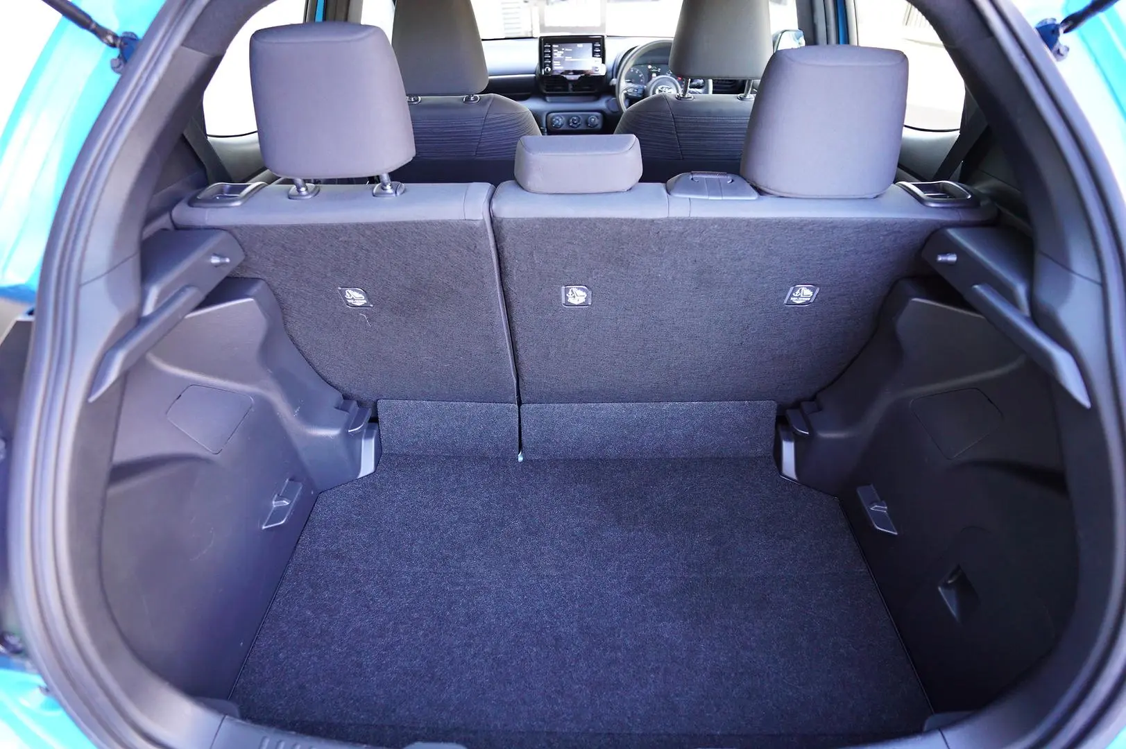 2023 Toyota Yaris Gallery Image 17