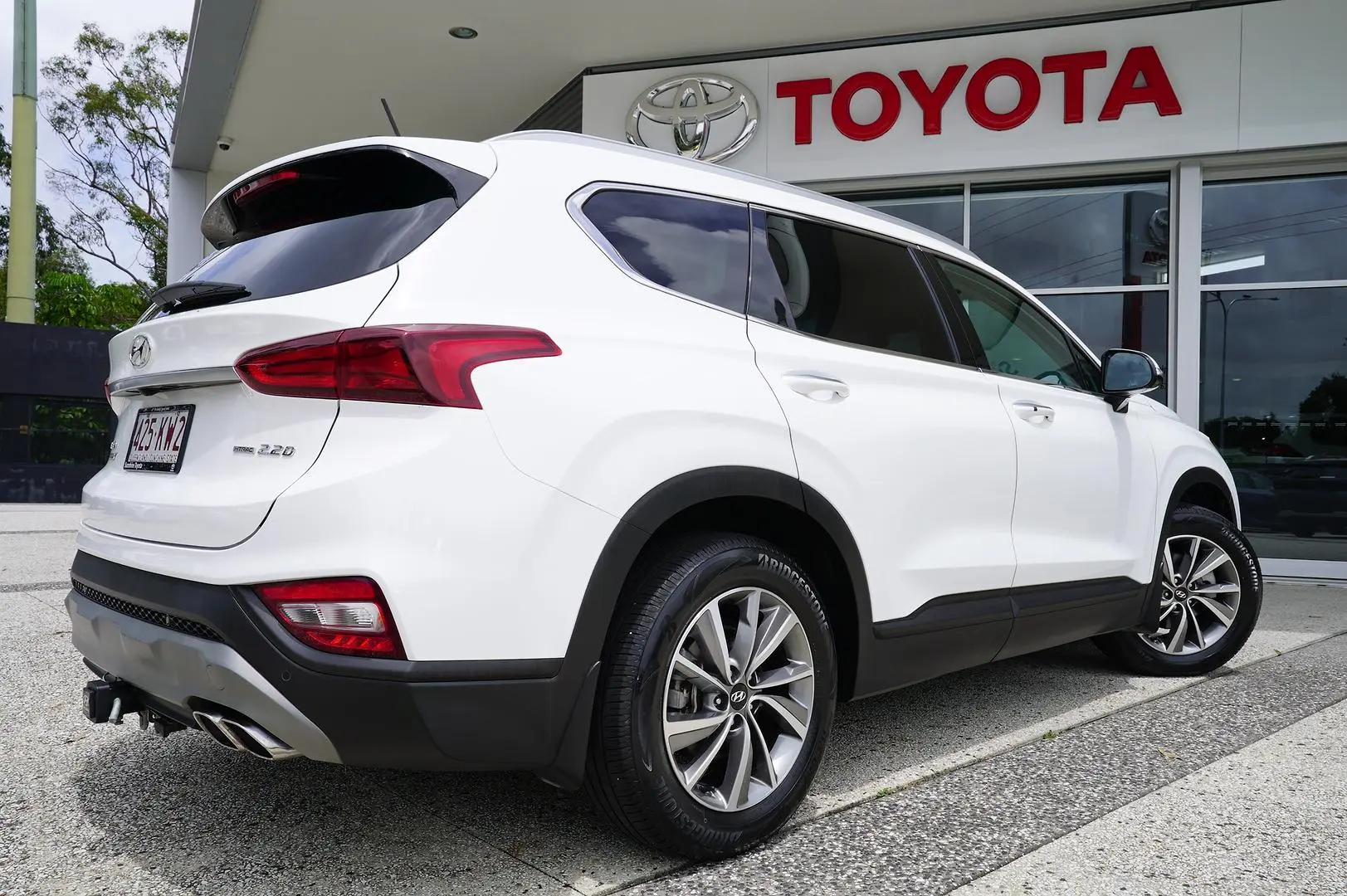 2020 Hyundai Santa Fe Gallery Image 6