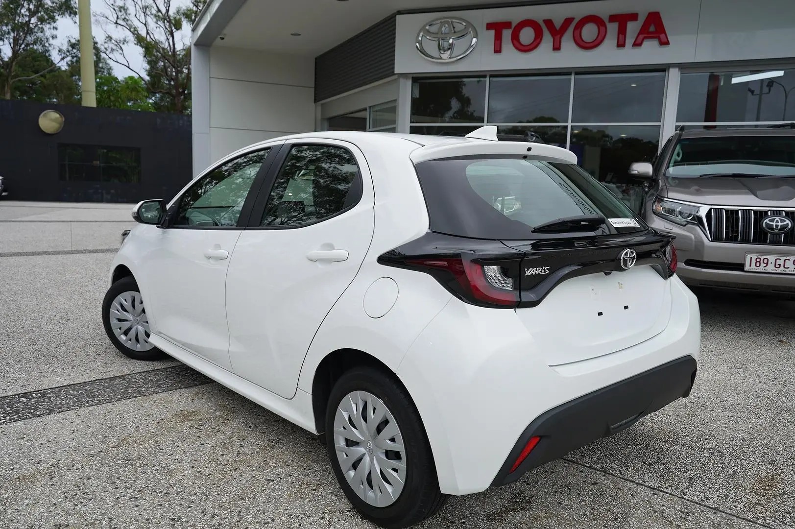 2022 Toyota Yaris Gallery Image 4