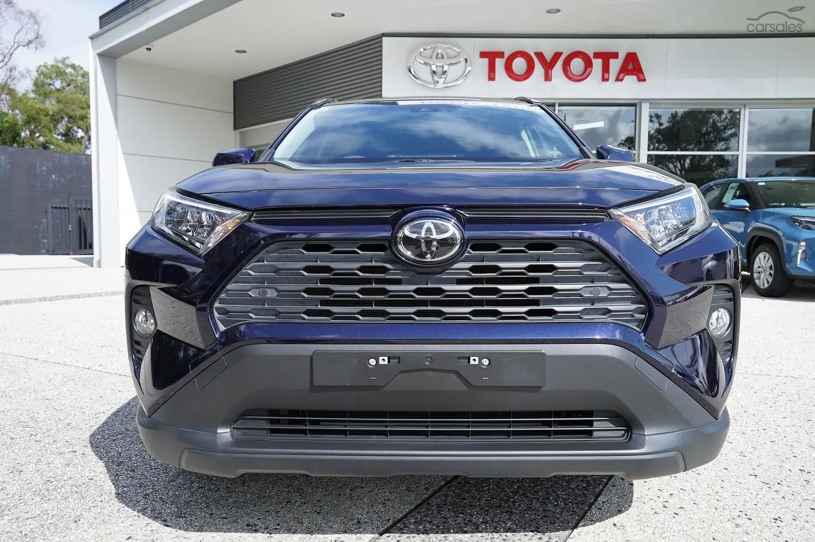 2019 Toyota RAV4 Image 3