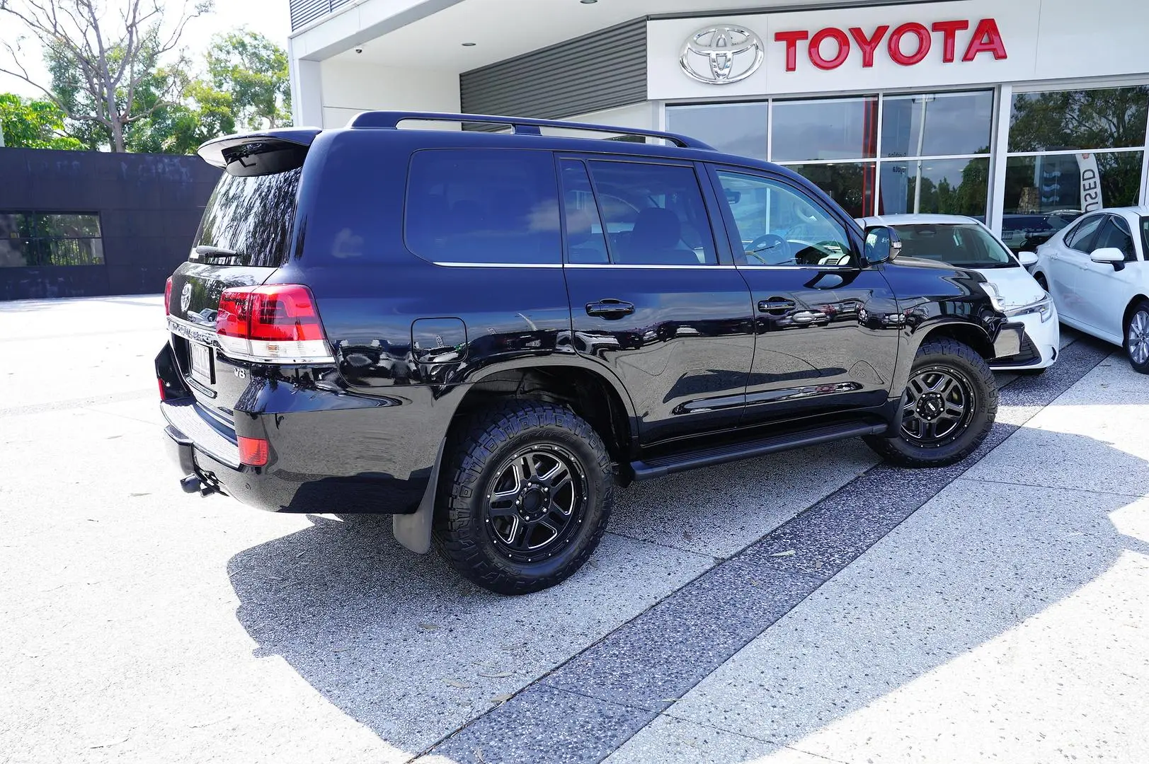 2020 Toyota Landcruiser Image 7