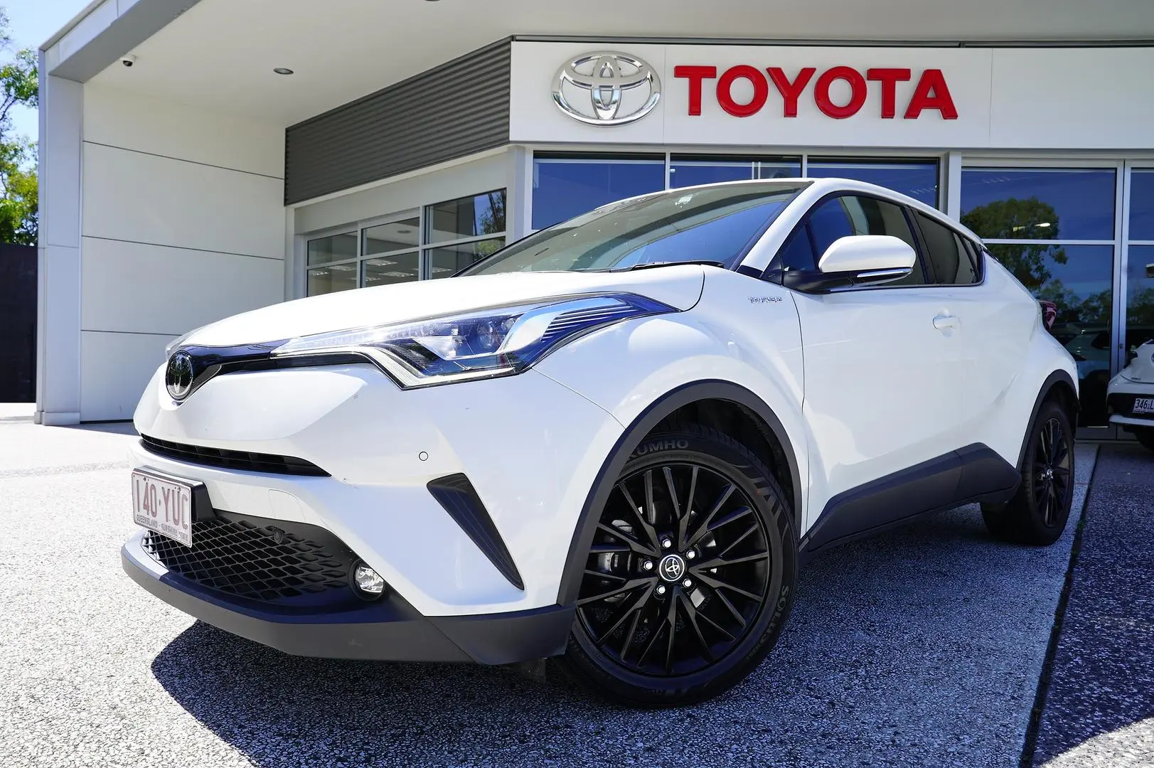 2019 Toyota C-Hr Gallery Image 1