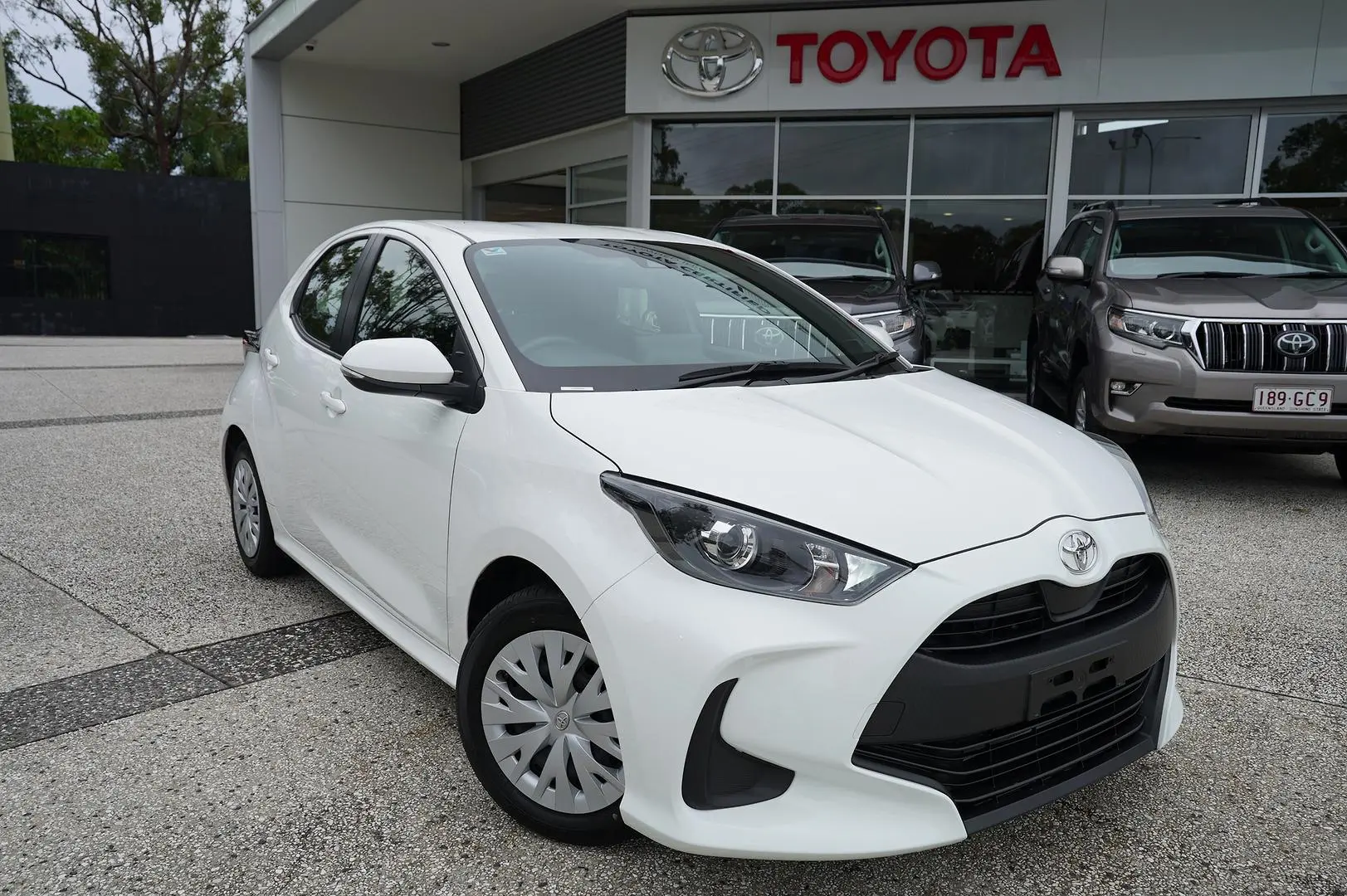 2022 Toyota Yaris Gallery Image 7