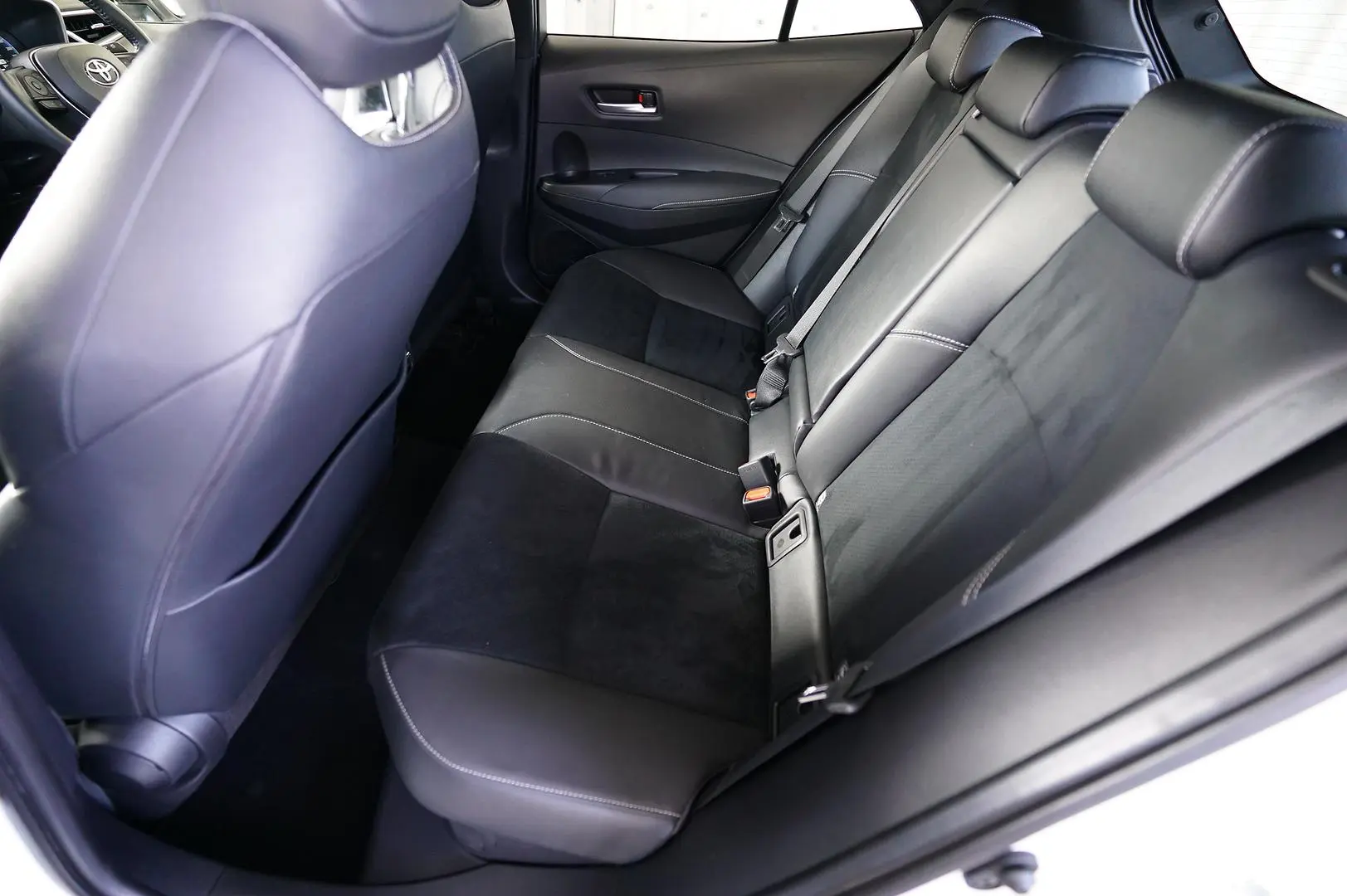 2023 Toyota Corolla Gallery Image 18