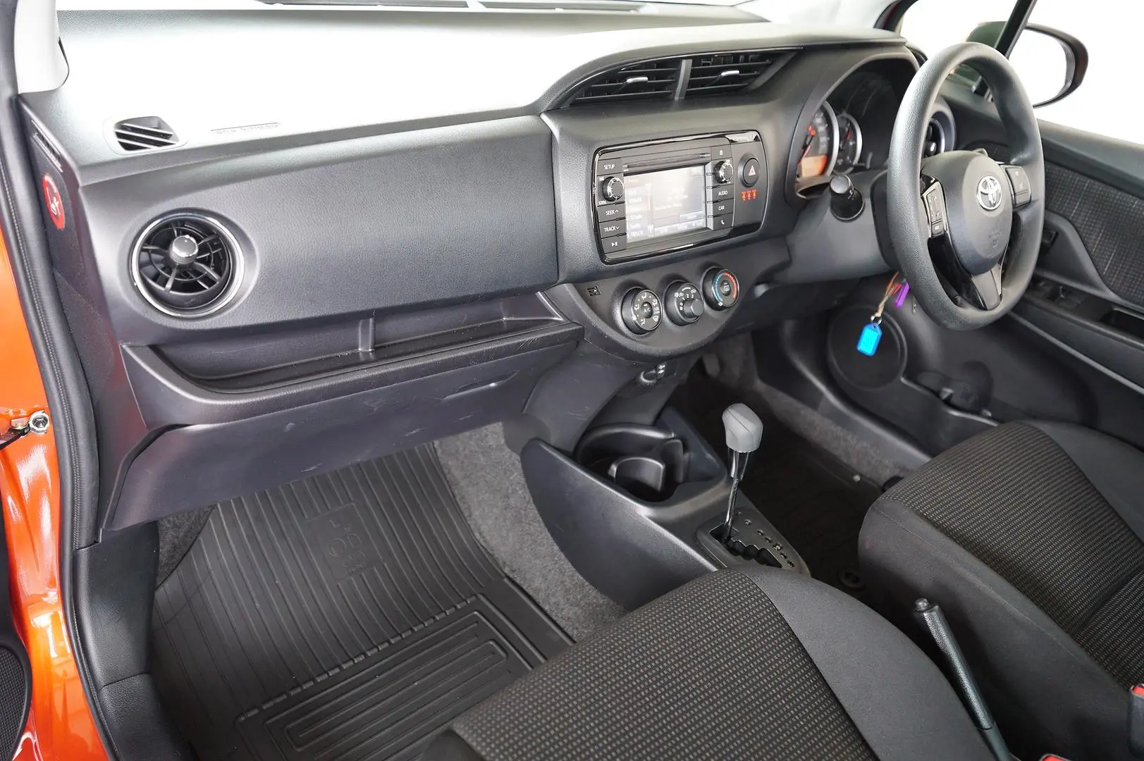 2018 Toyota Yaris Gallery Image 18