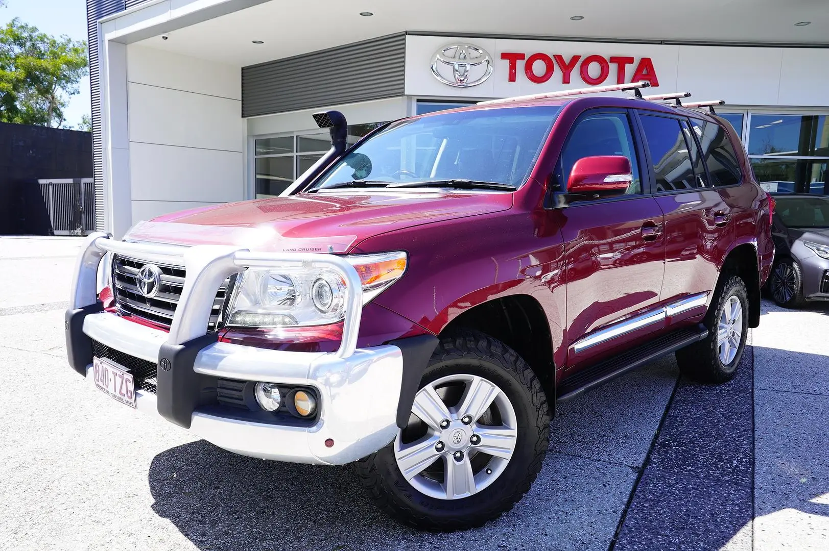 Buy Used 2014 Toyota Landcruiser Sahara Sunshine Toyota on the Sunshine Coast