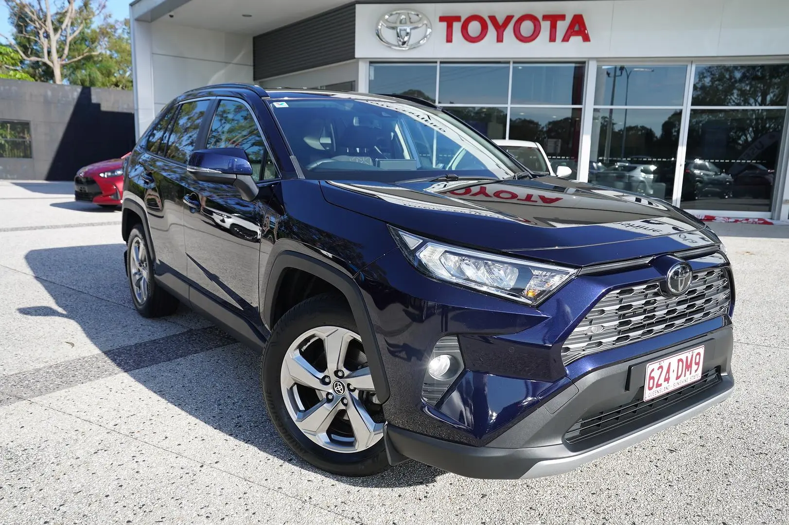 2021 Toyota RAV4 Image 8