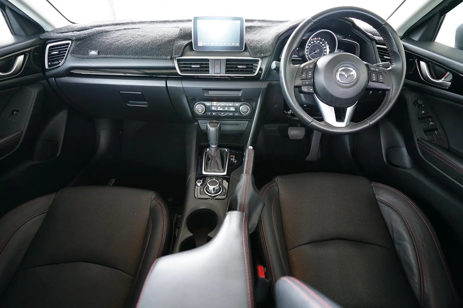 2016 Mazda 3 Gallery Image 17