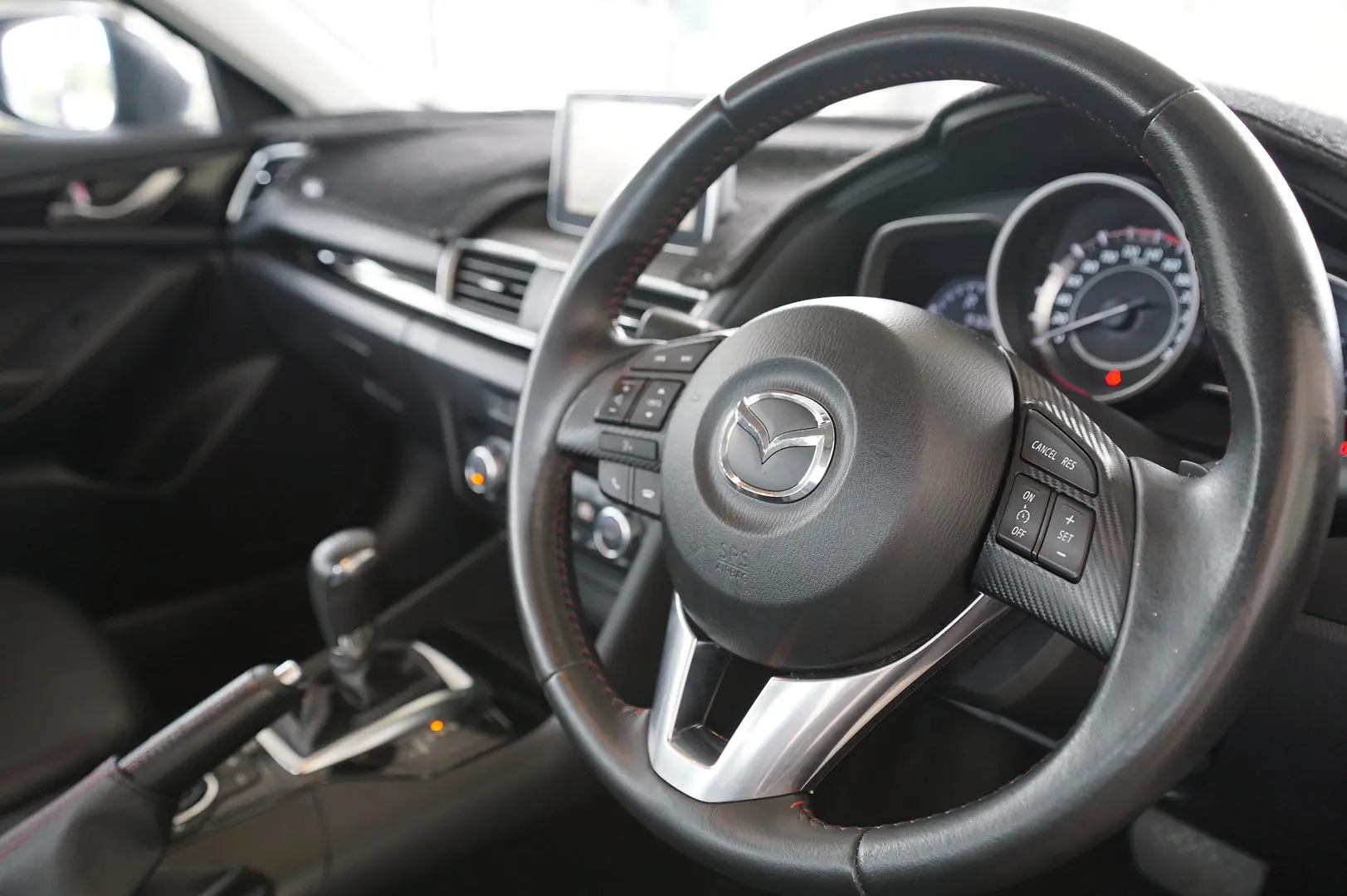 2016 Mazda 3 Gallery Image 13