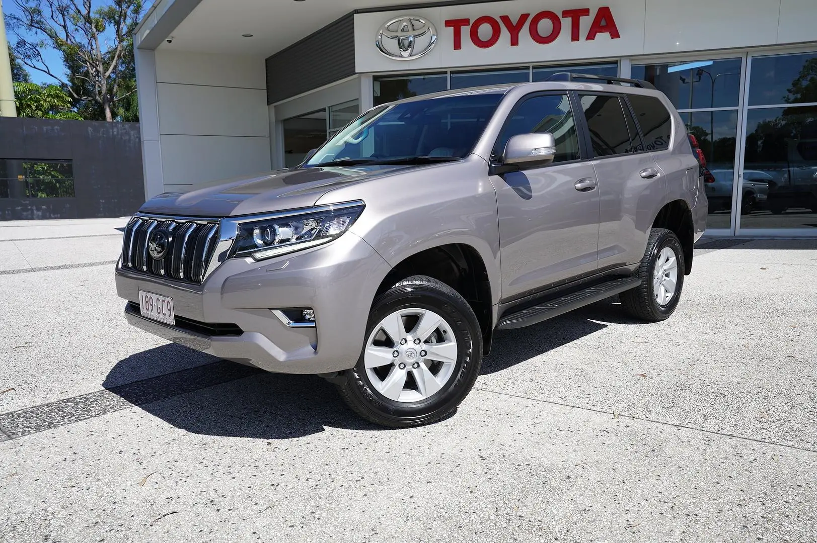 2022 Toyota Landcruiser Prado Gallery Image 1