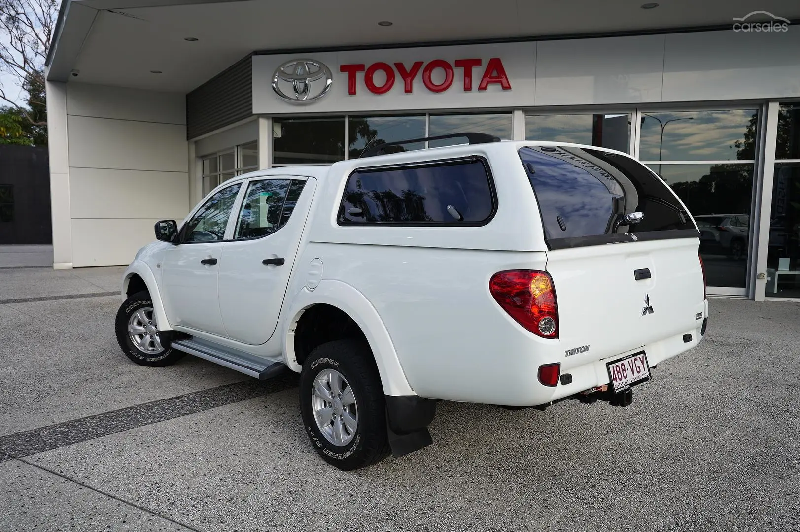 2014 Mitsubishi Triton Image 4