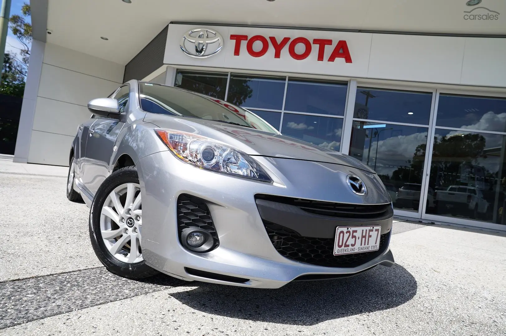 2013 Mazda 3 Image 3