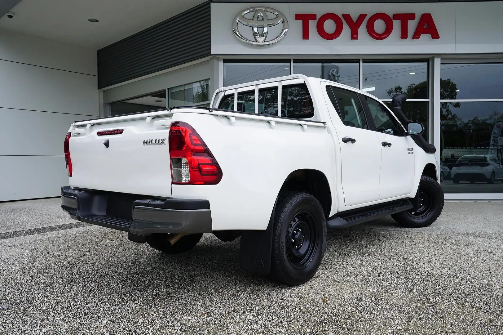 2021 Toyota Hilux Gallery Image 7