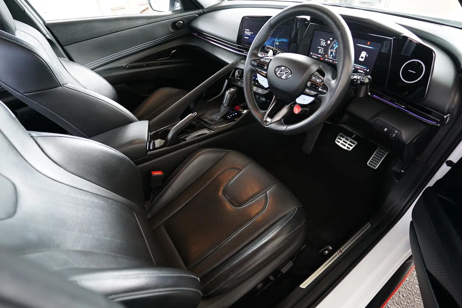 2022 Hyundai i30 Gallery Image 13