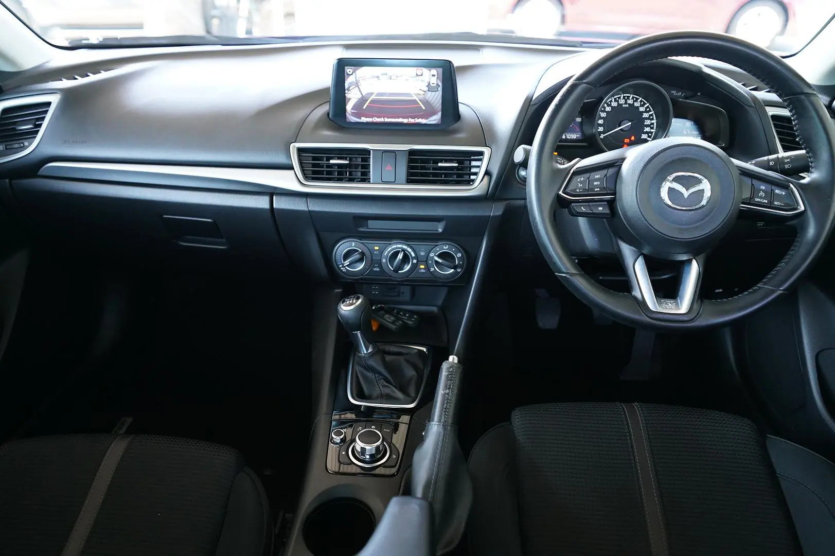 2017 Mazda 3 Image 15