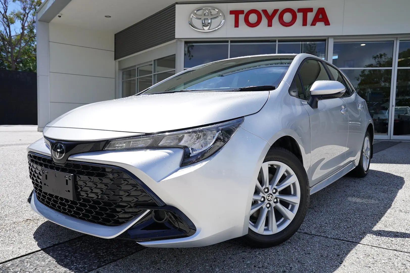 2023 Toyota Corolla Gallery Image 1