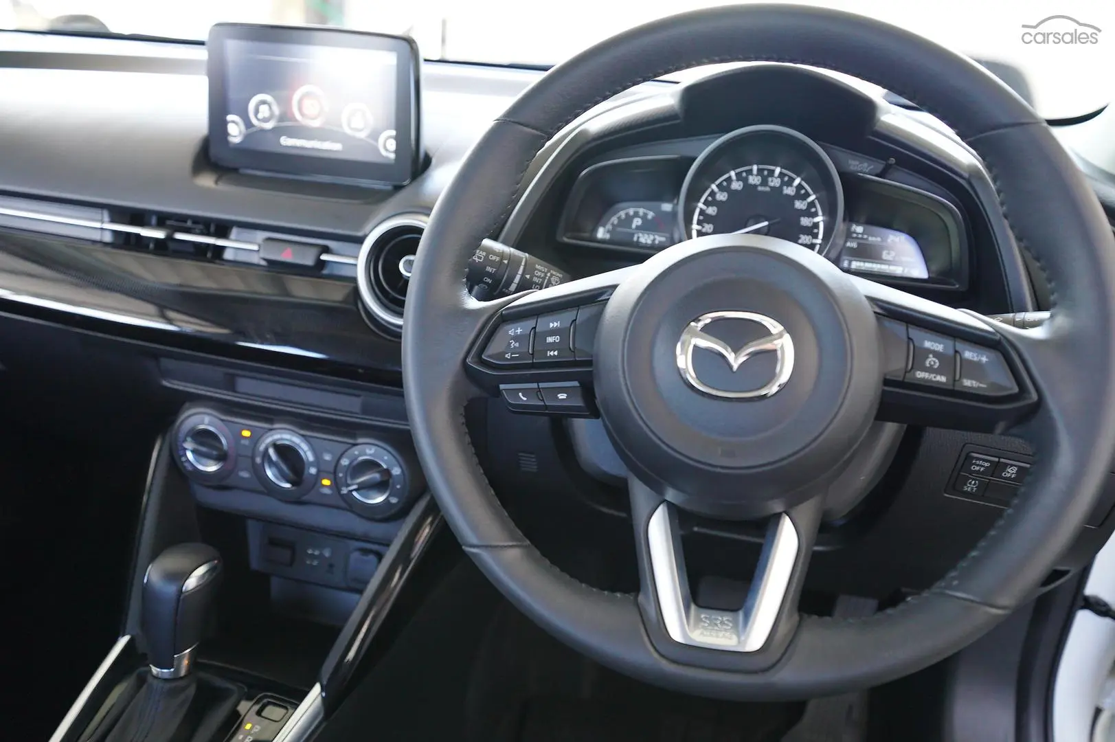 2020 Mazda 2 Image 12