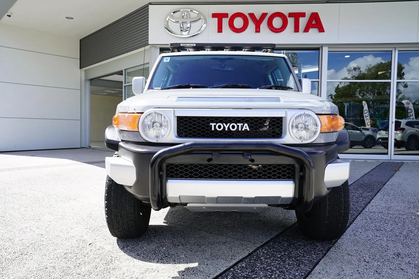 2015 Toyota Fj Cruiser Gallery Image 3