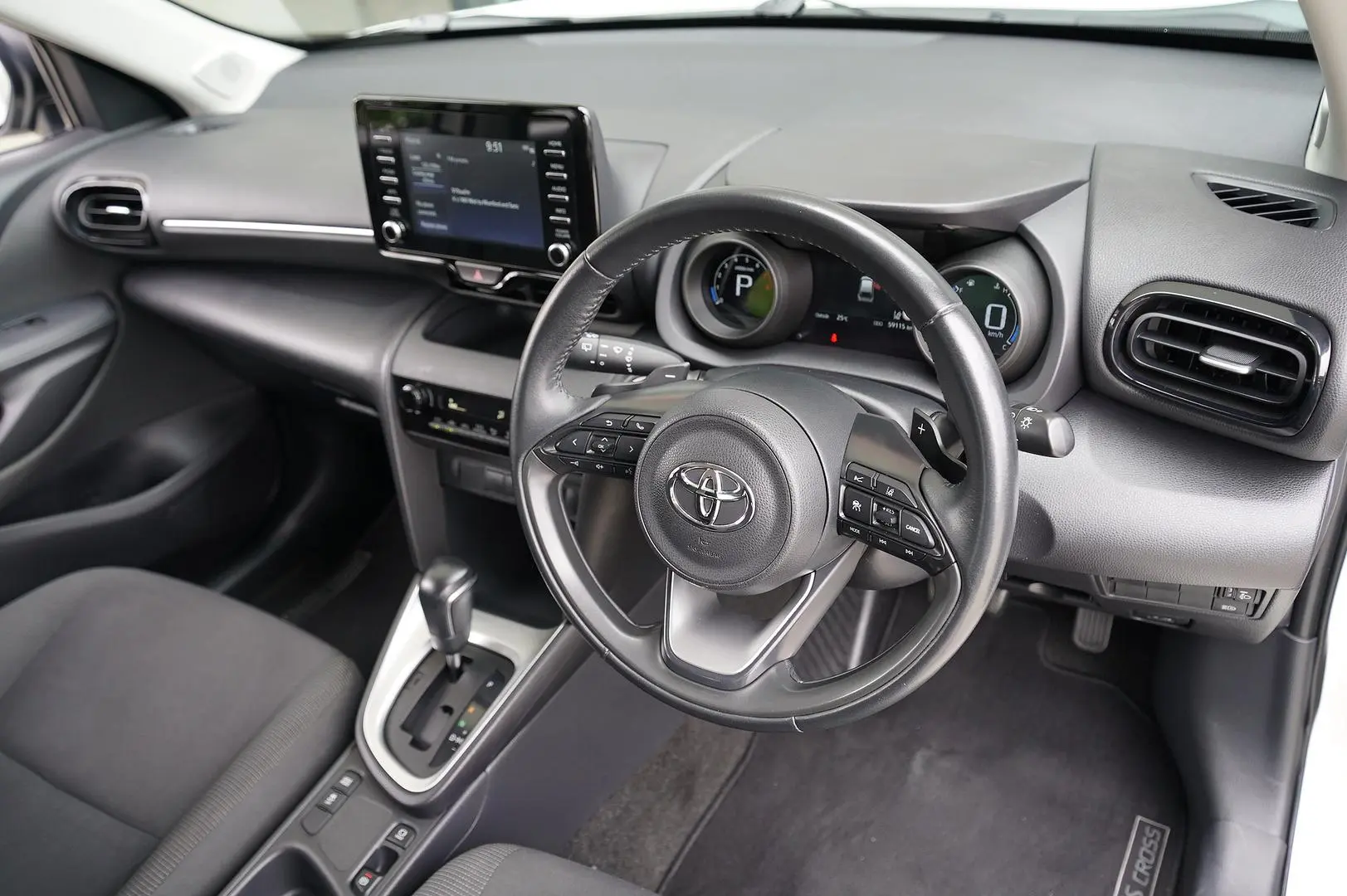 2022 Toyota Yaris Cross Gallery Image 11