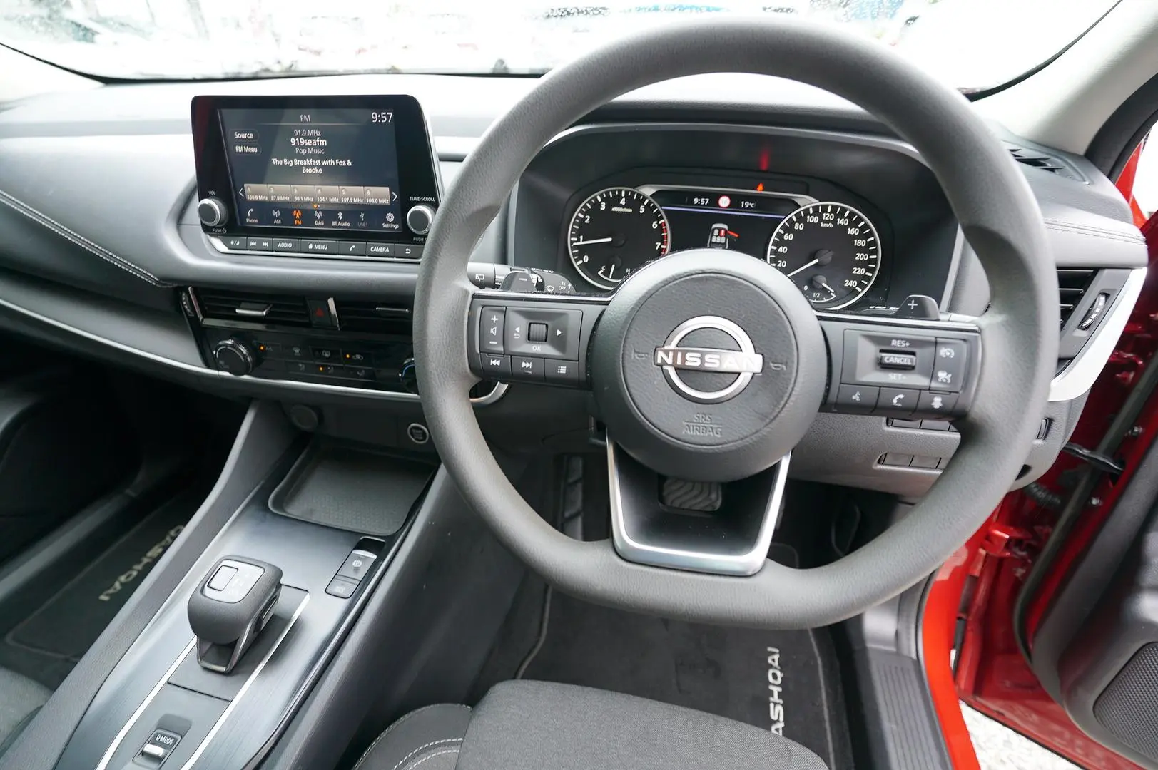 2022 Nissan QASHQAI Gallery Image 12