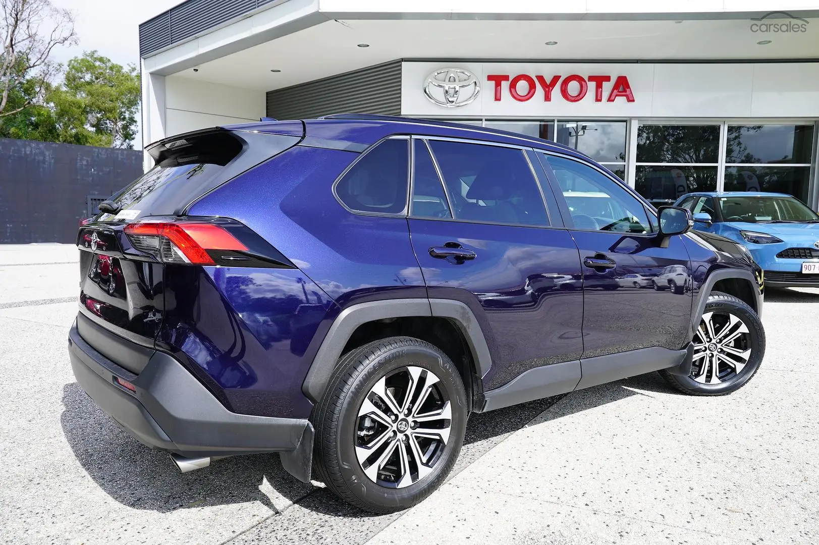 2019 Toyota RAV4 Image 5