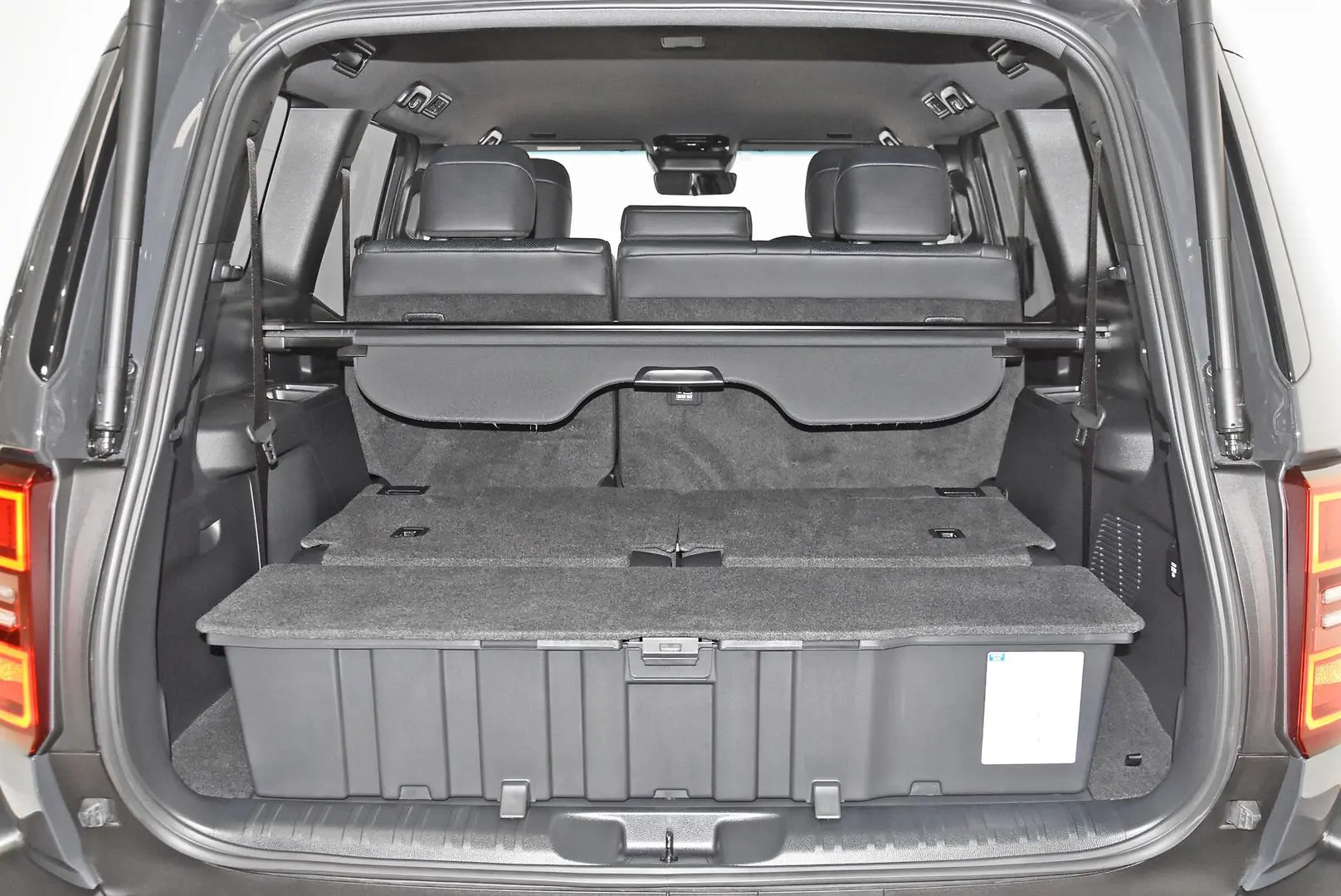 2024 Toyota Landcruiser Prado Gallery Image 21