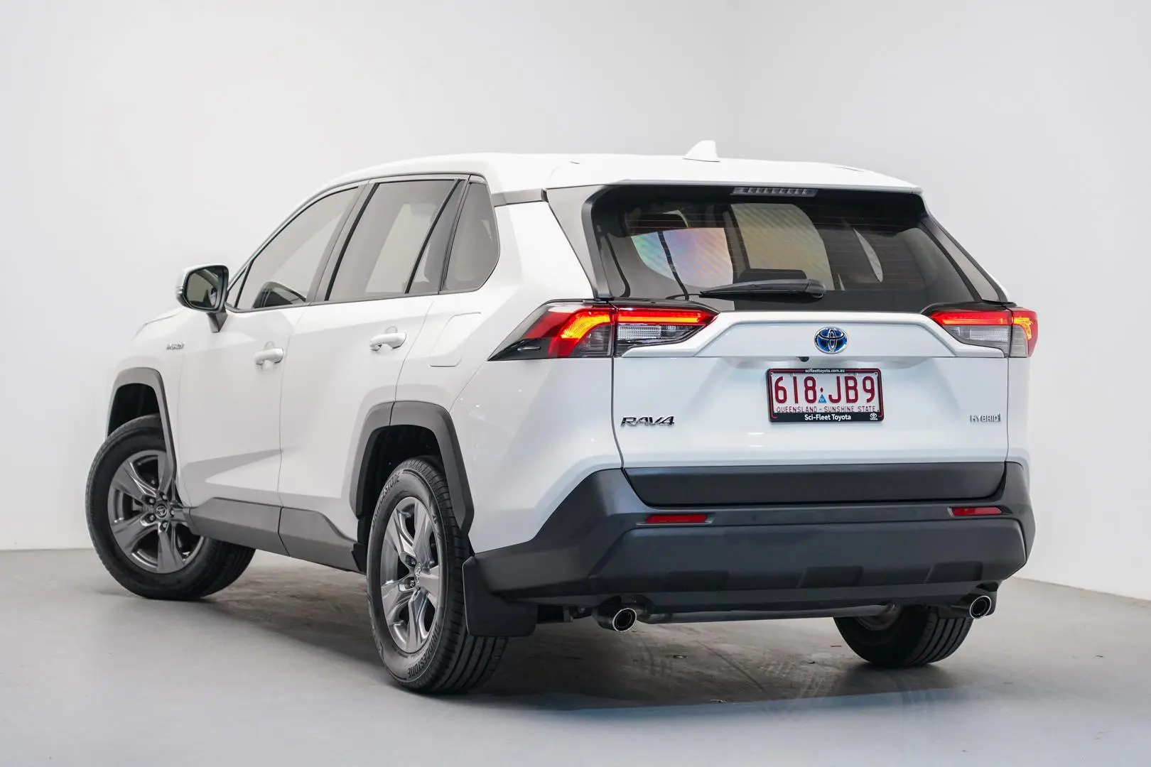 2024 Toyota RAV4 Gallery Image 4