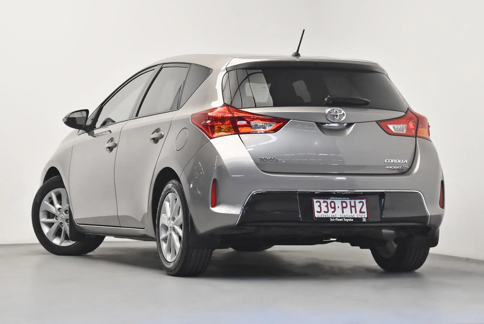 2013 Toyota Corolla Gallery Image 5