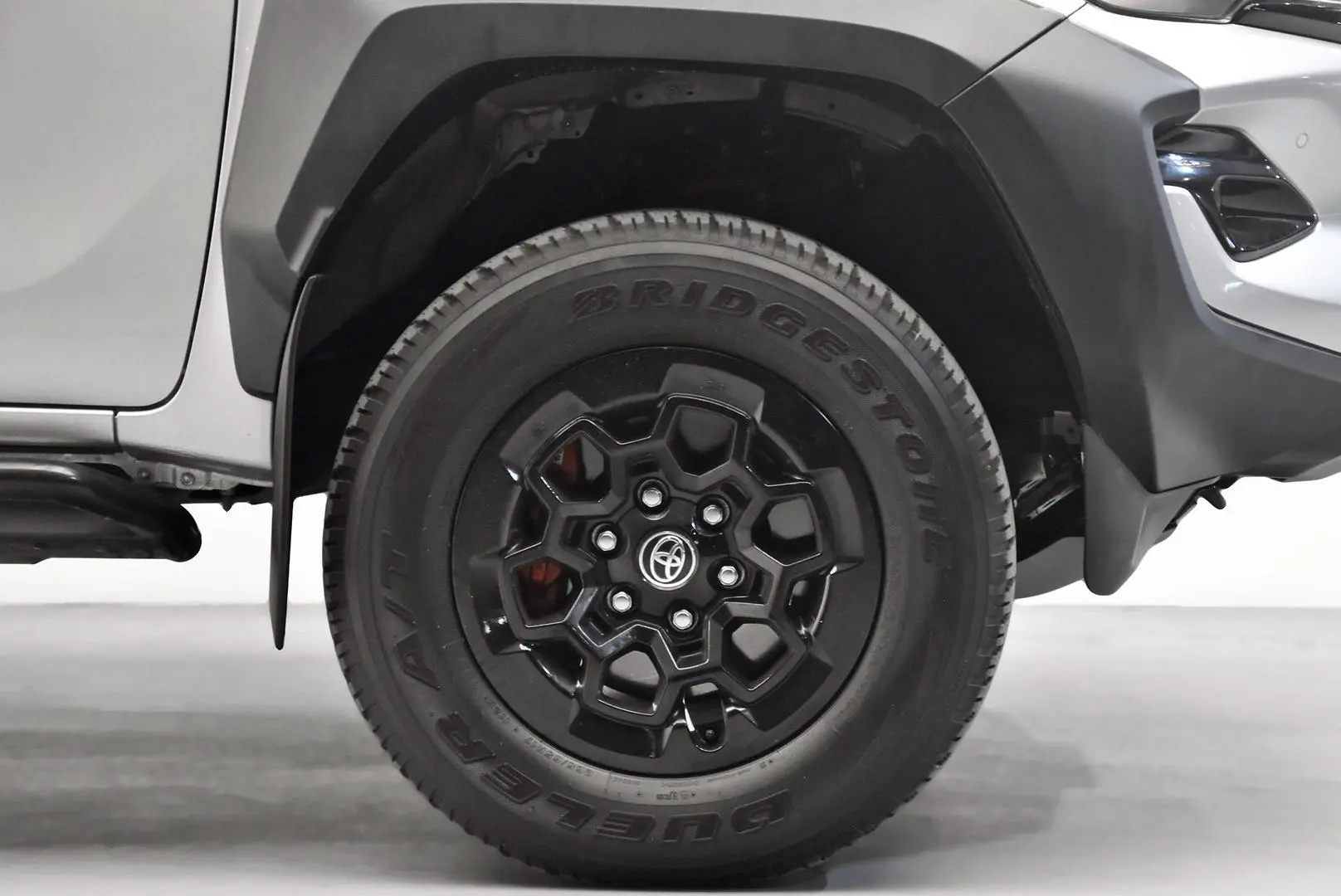 2024 Toyota Hilux Gallery Image 22