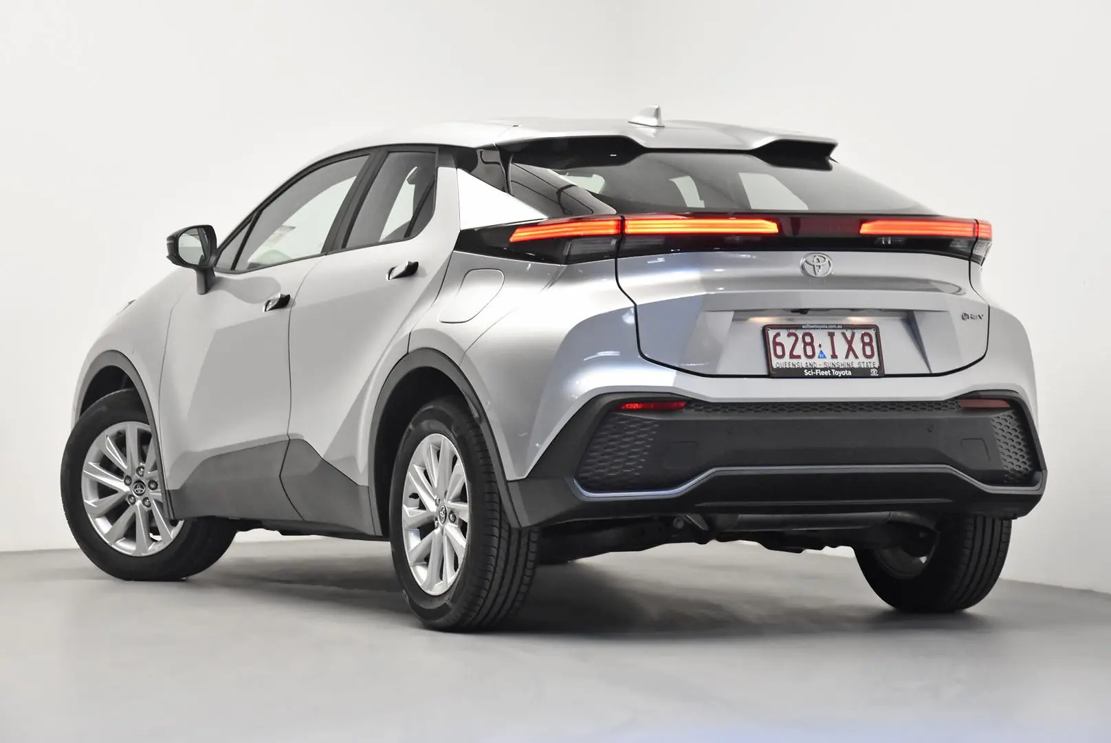 2023 Toyota C-HR Gallery Image 5