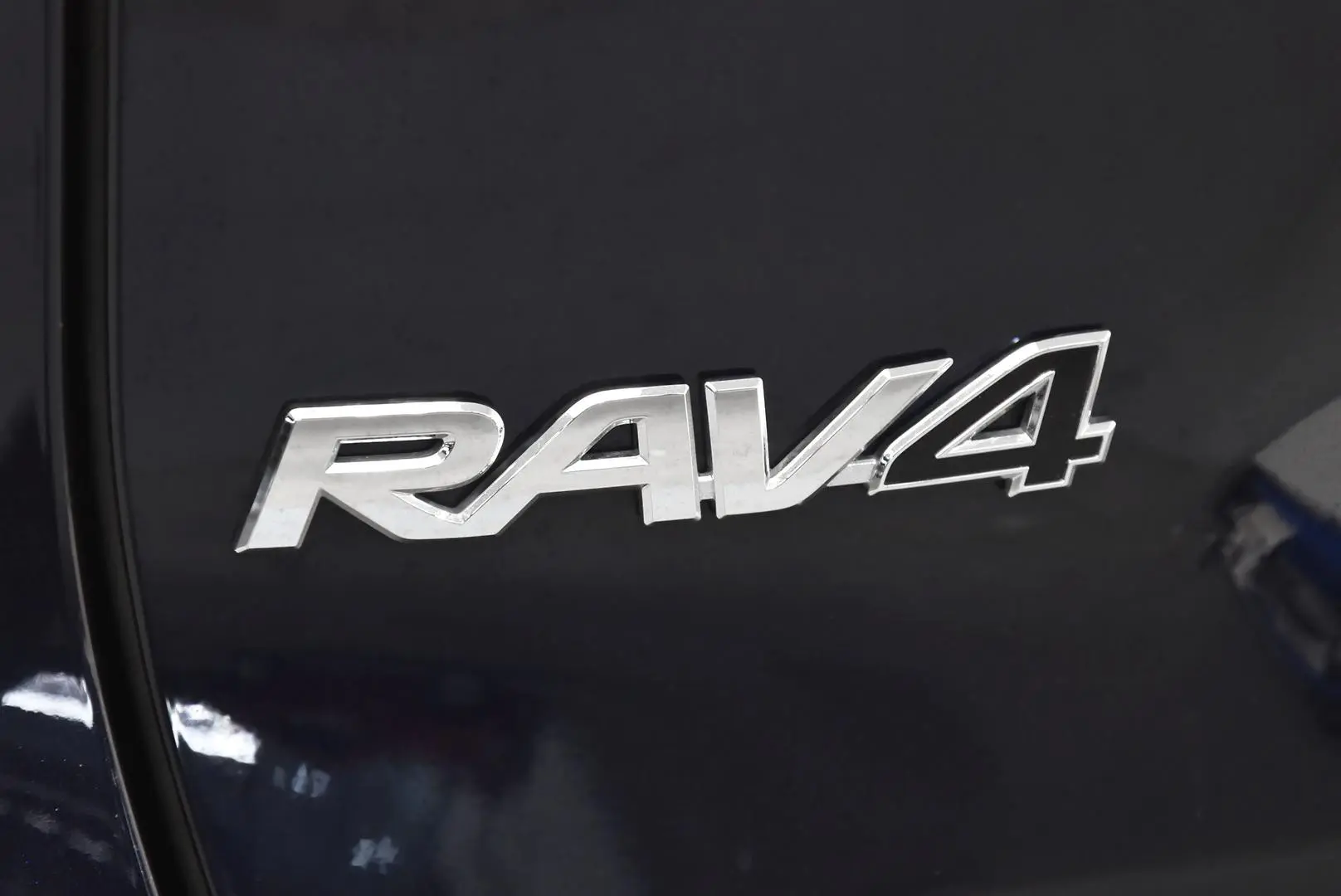 2023 Toyota RAV4 Gallery Image 7