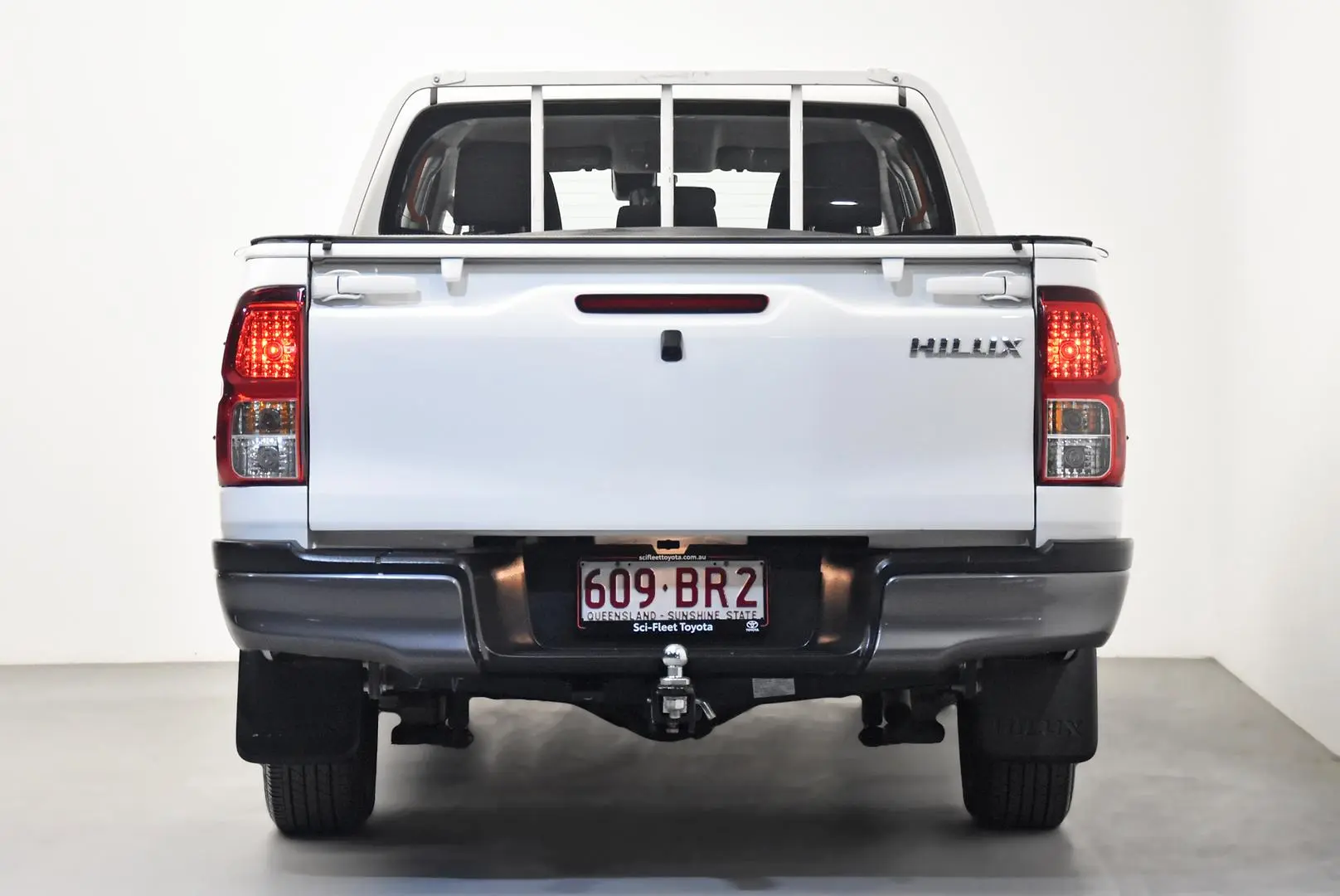 2020 Toyota Hilux Gallery Image 6