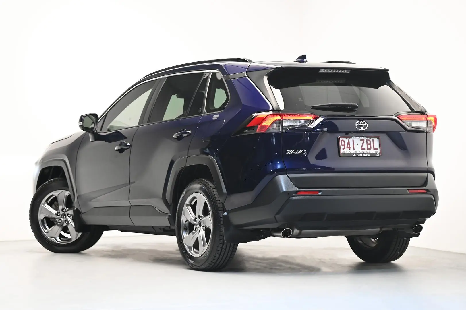 2019 Toyota Rav4 Gallery Image 5